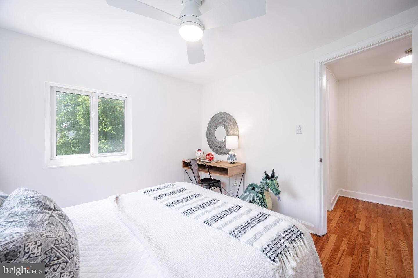 405 E Howell Ave