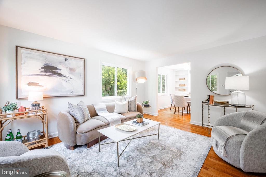 405 E Howell Ave