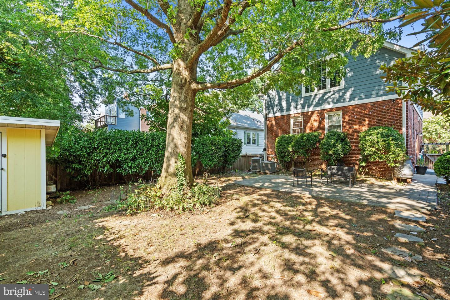 700 LITTLE ST