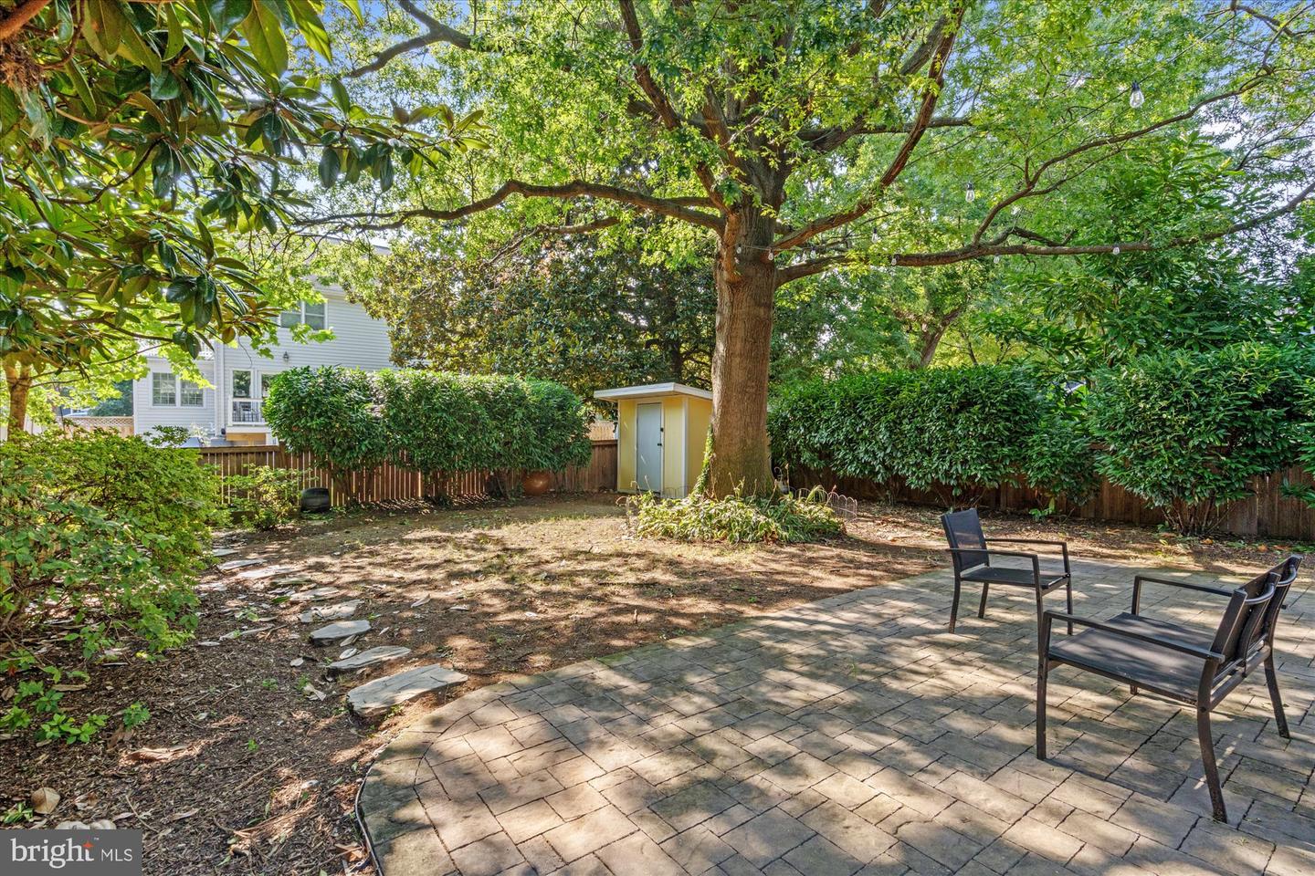 700 LITTLE ST
