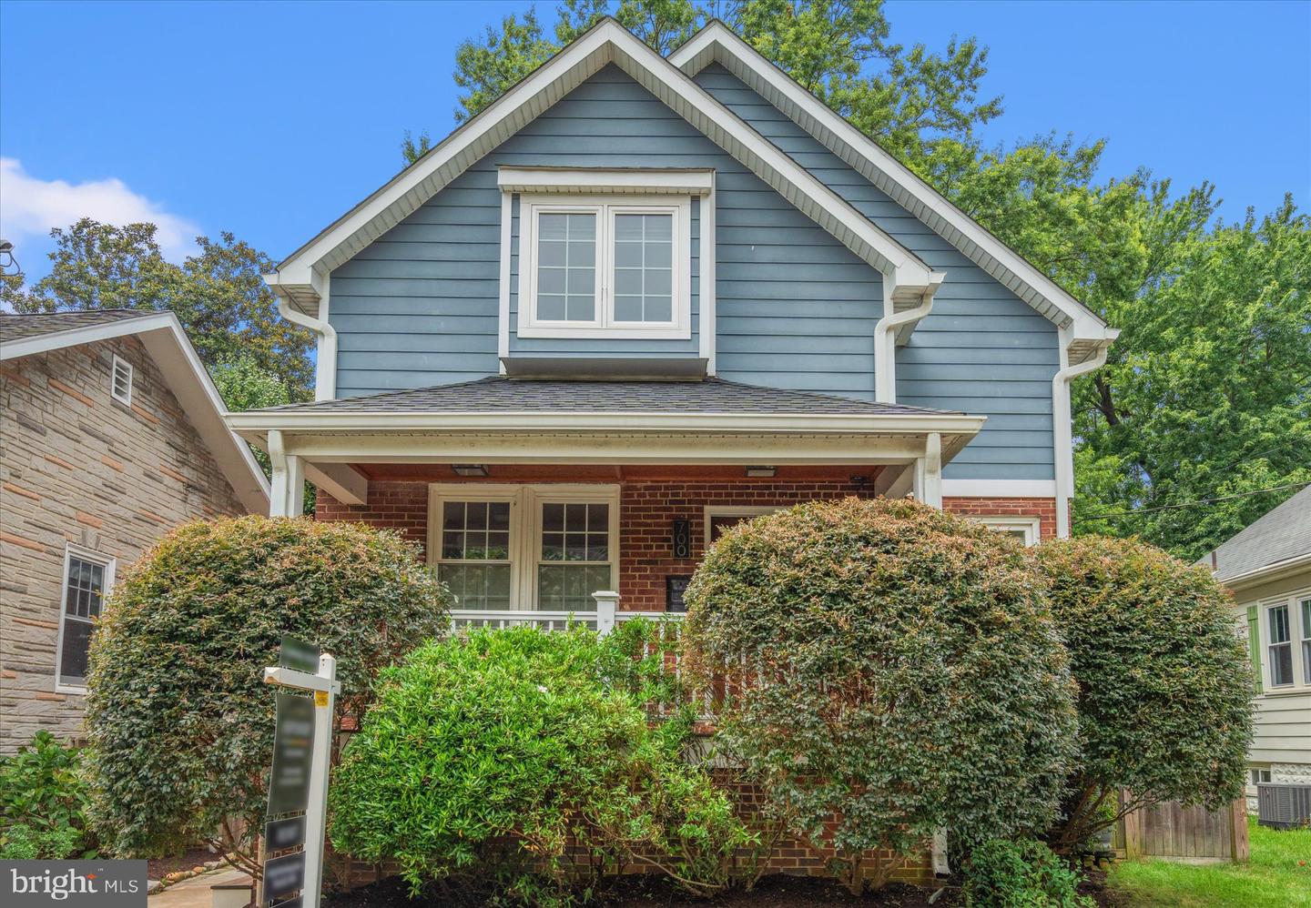 700 LITTLE ST