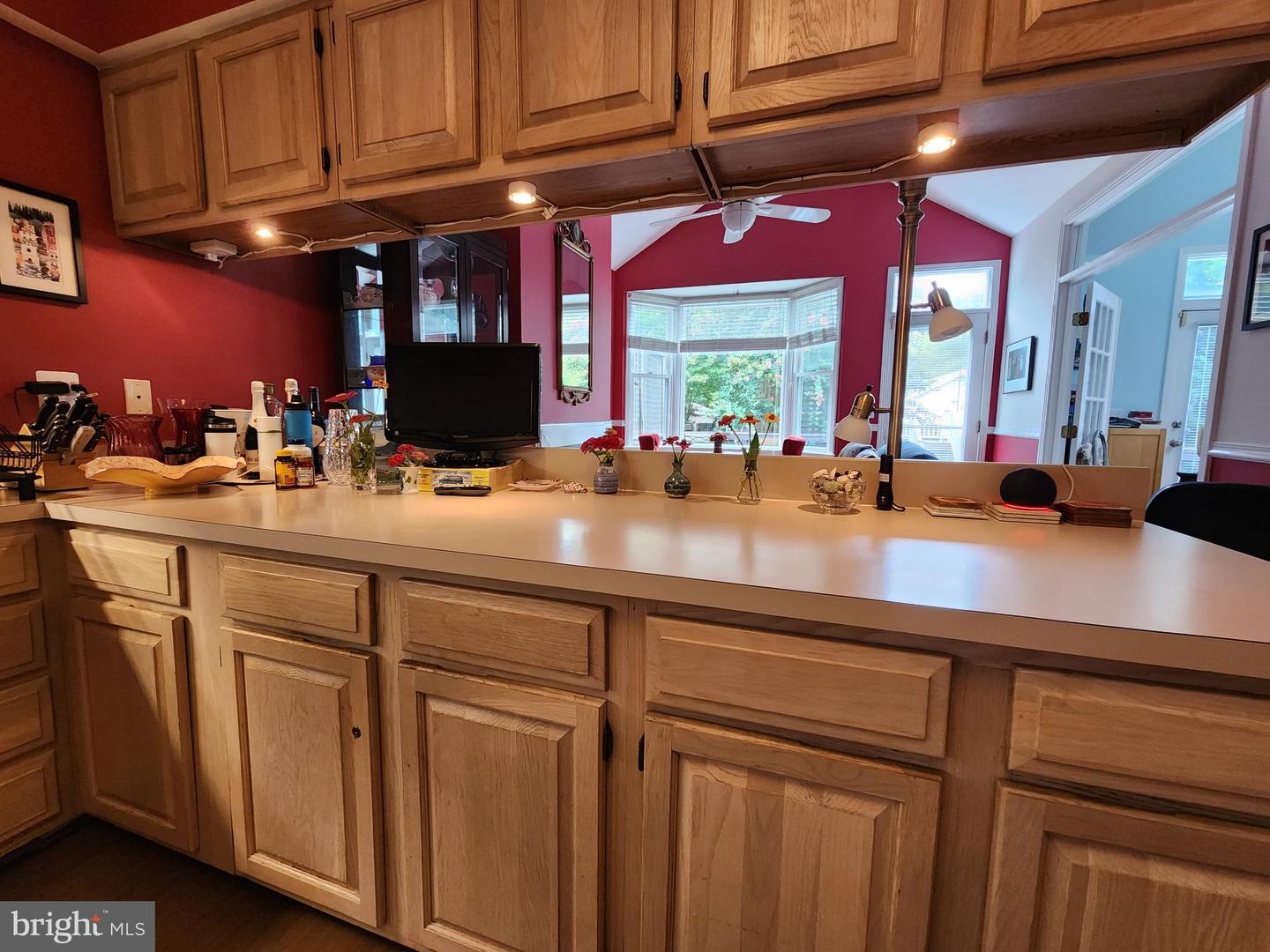 108 E DEL RAY AVE