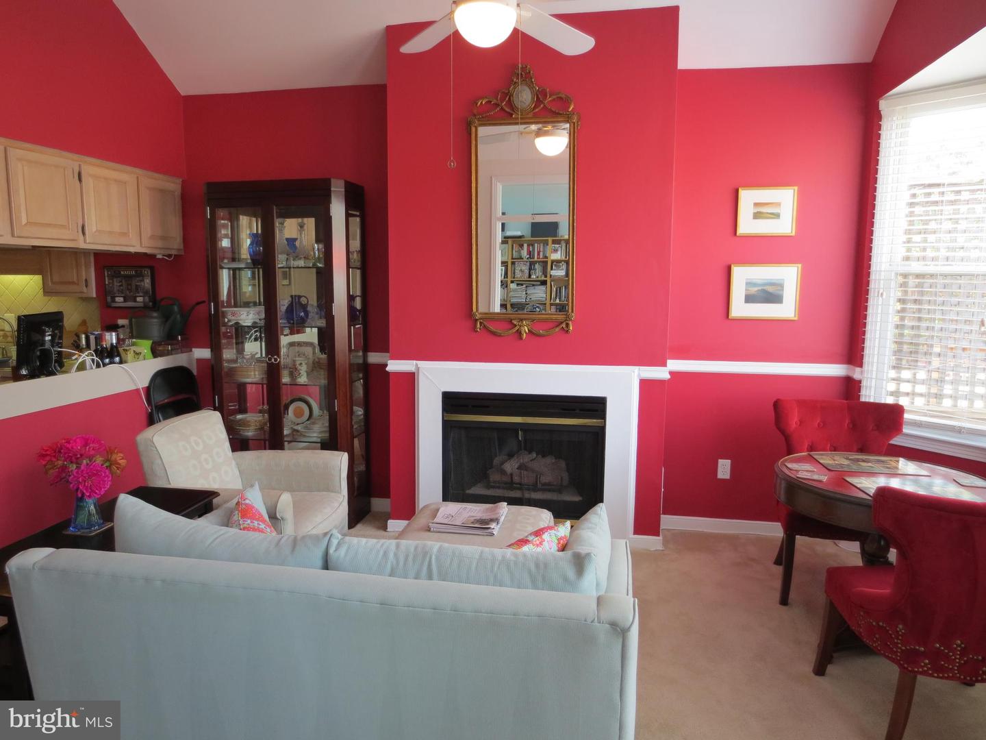 108 E DEL RAY AVE