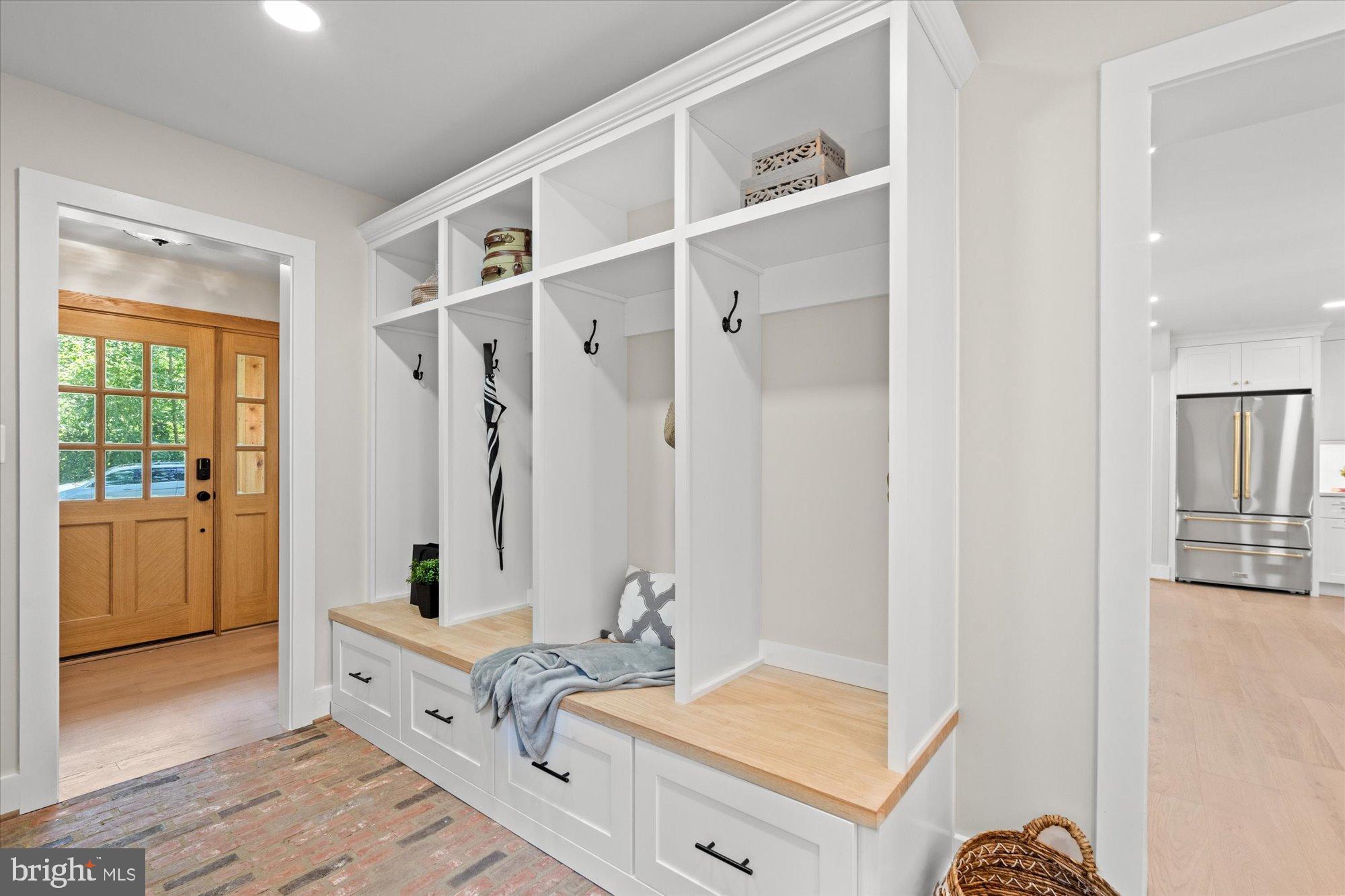 903 E TIMBER BRANCH PARKWAY