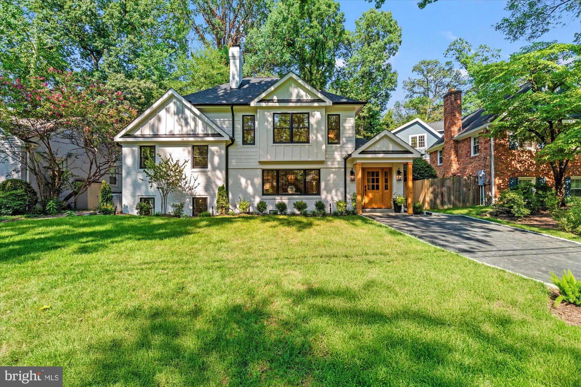 903 E TIMBER BRANCH PARKWAY