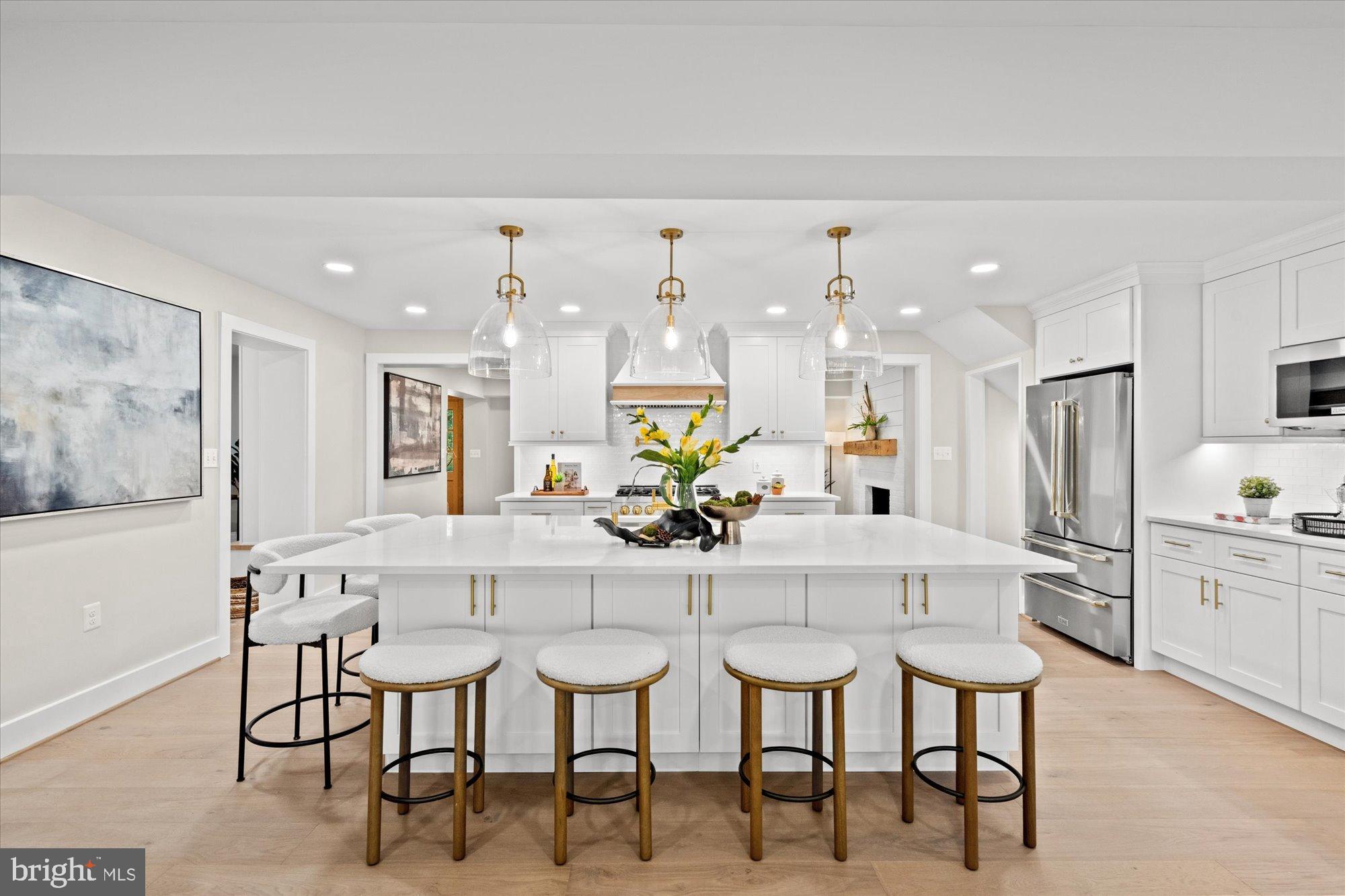 903 E TIMBER BRANCH PARKWAY