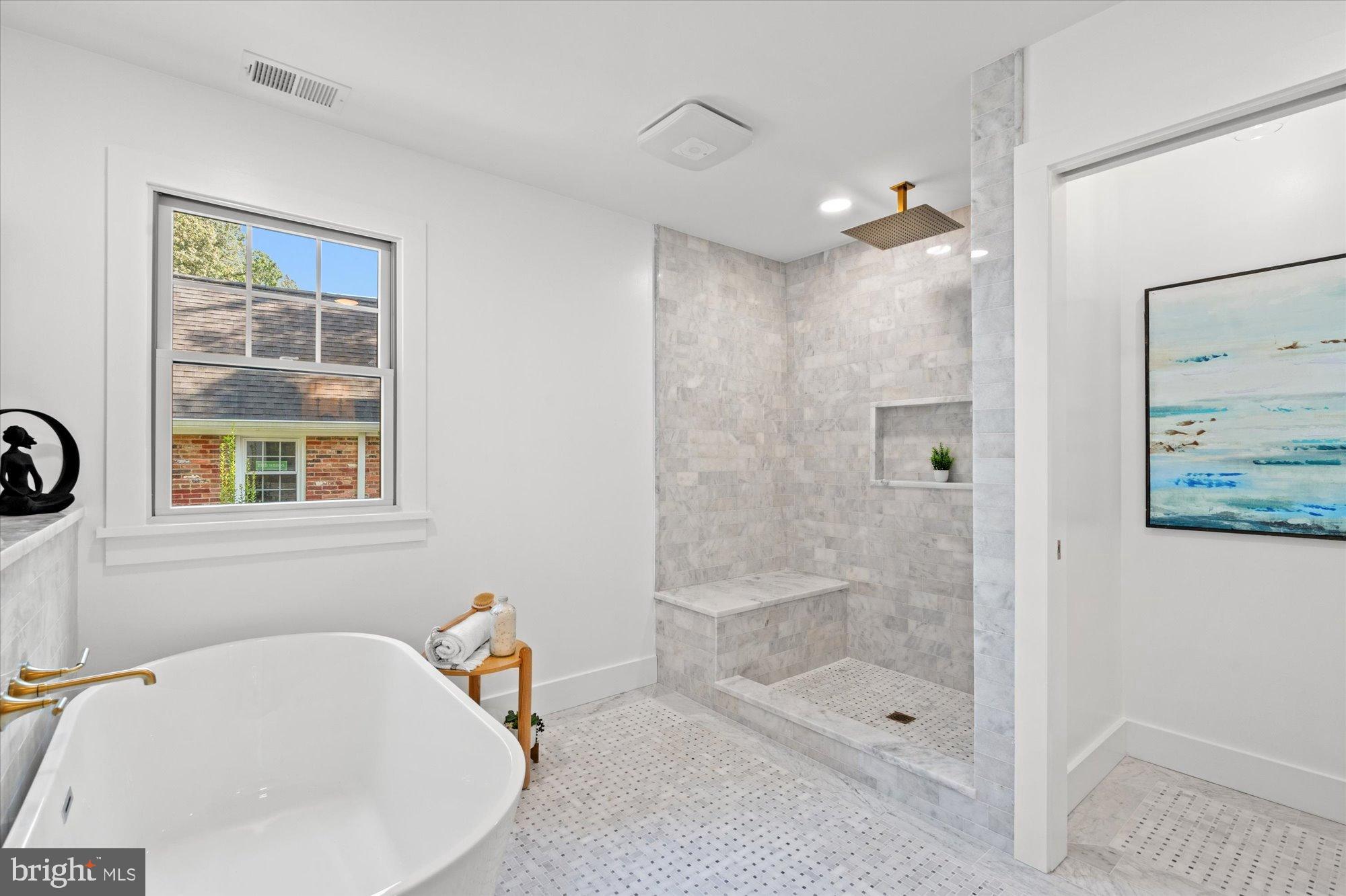 903 E TIMBER BRANCH PARKWAY