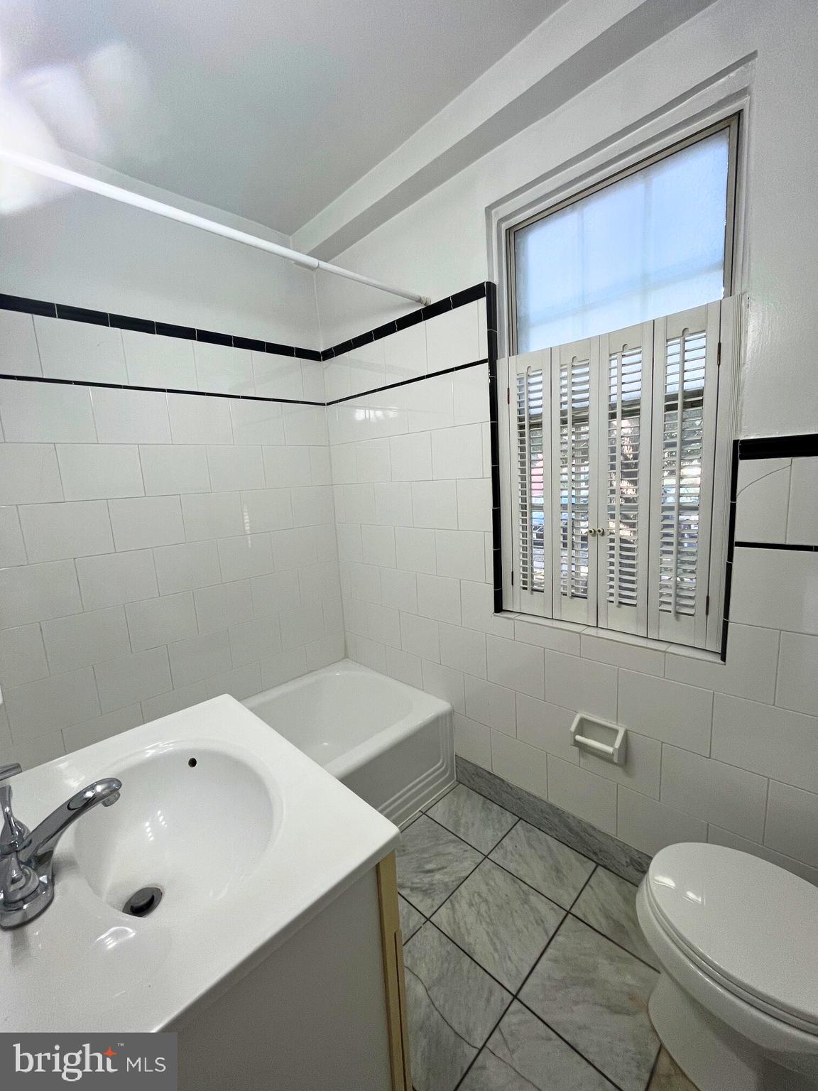 3311 COMMONWEALTH AVENUE A