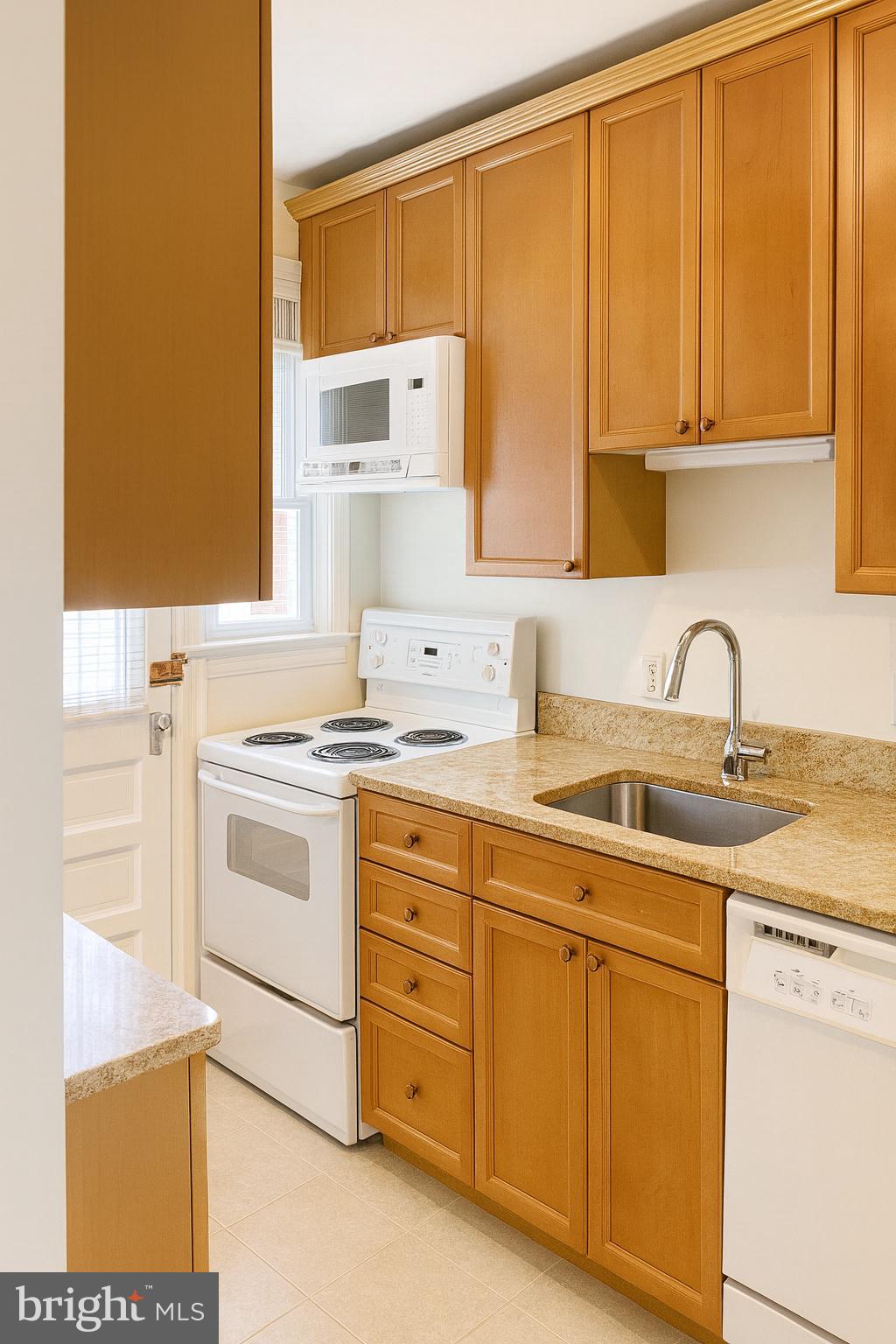 3311 COMMONWEALTH AVENUE A