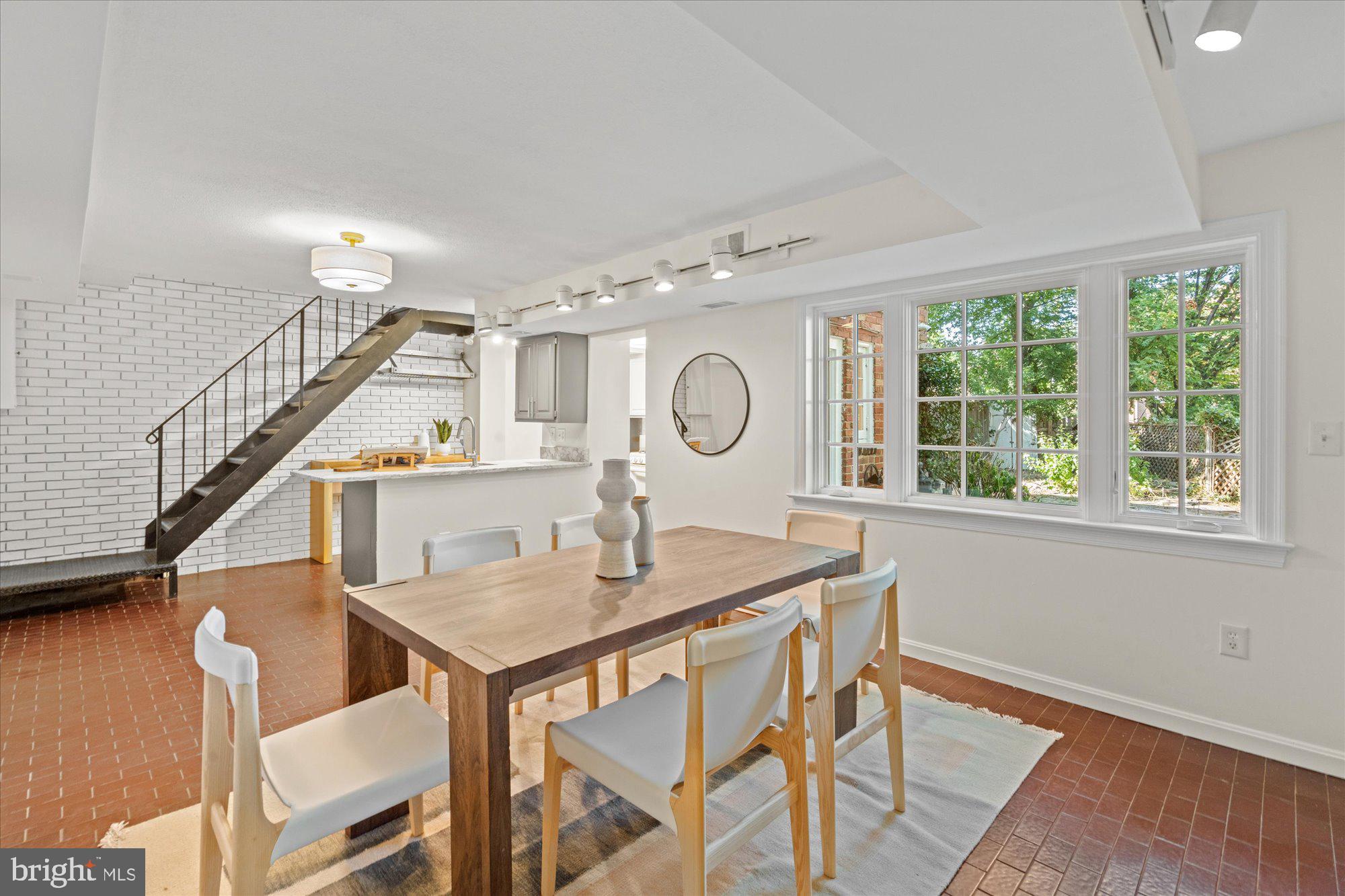 803 SECOND STREET