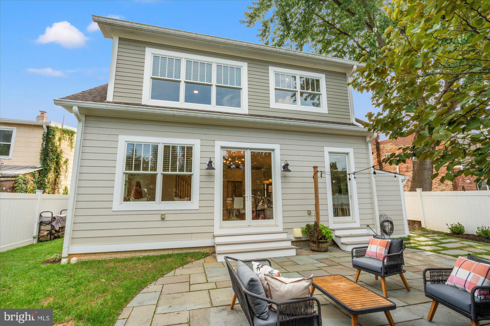 508 E CUSTIS AVENUE