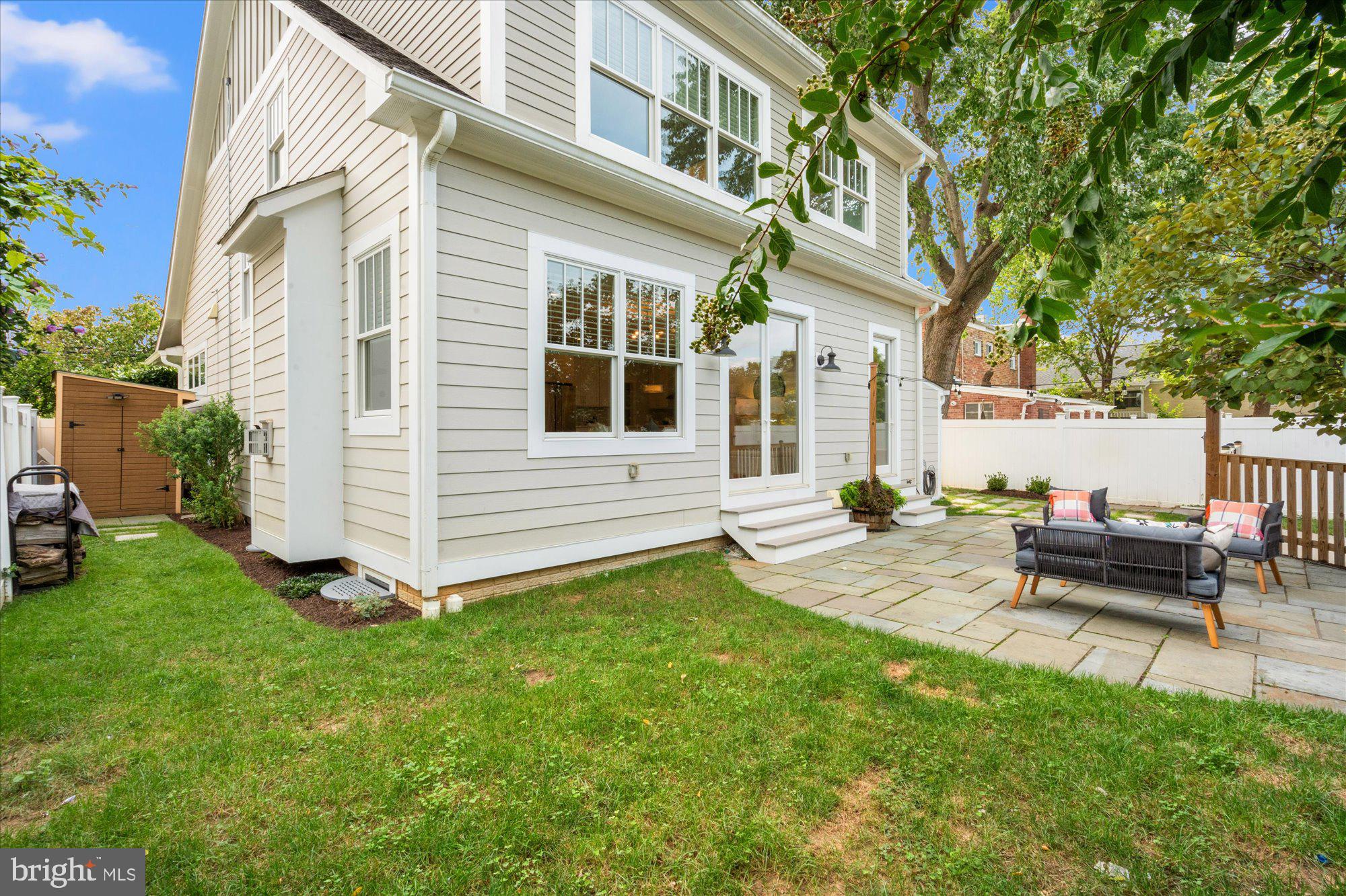 508 E CUSTIS AVENUE
