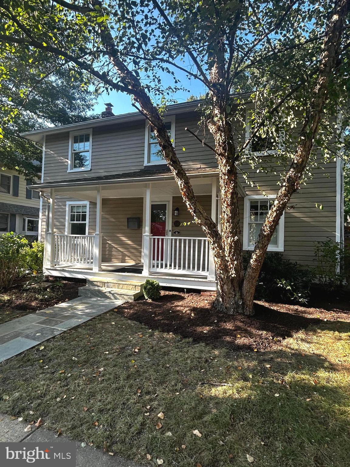 24 E BELLEFONTE AVENUE