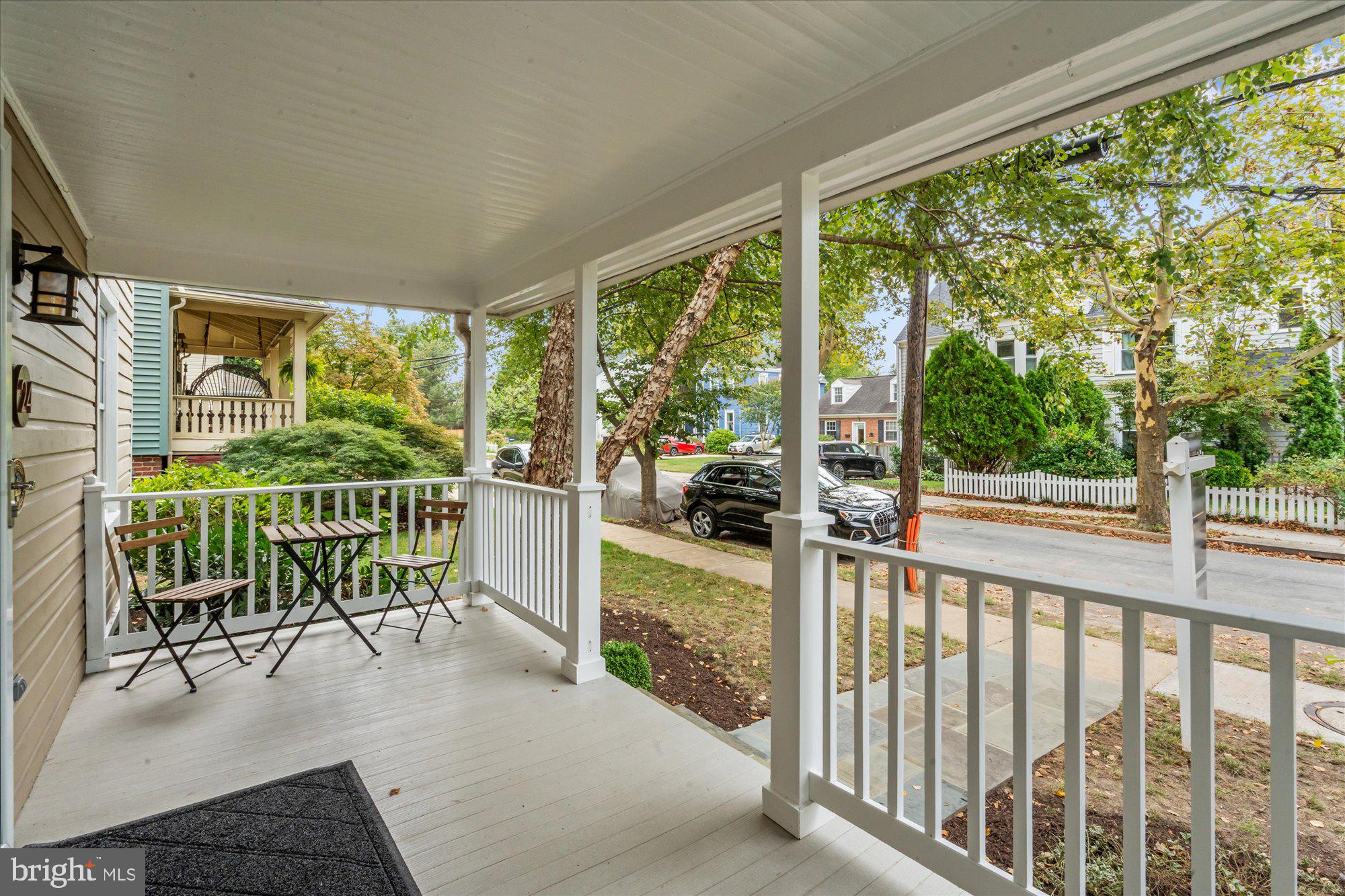 24 E BELLEFONTE AVENUE