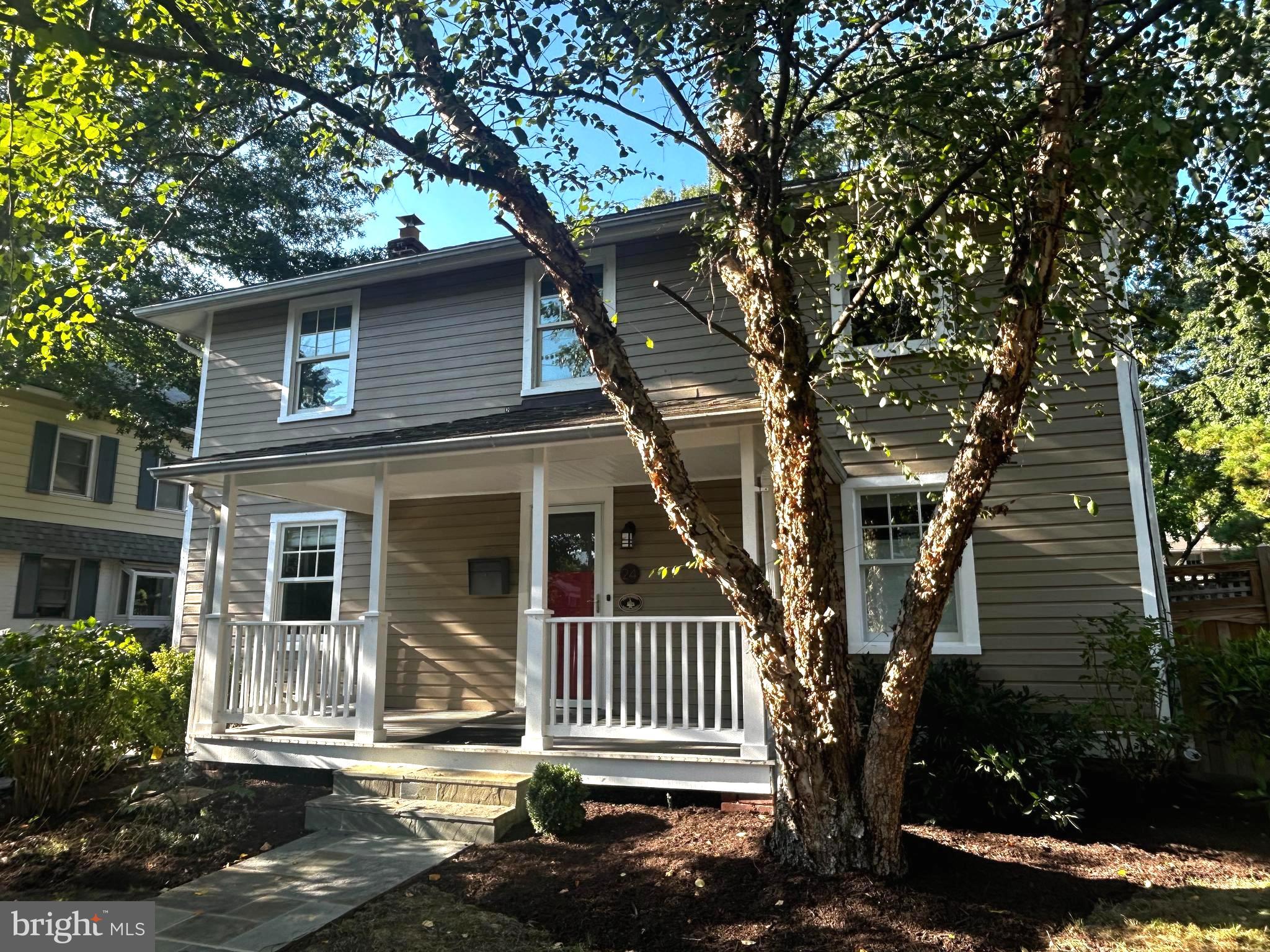 24 E BELLEFONTE AVENUE