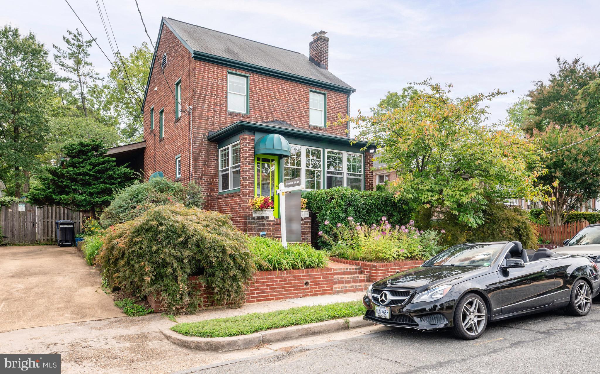 319 LAVERNE AVENUE