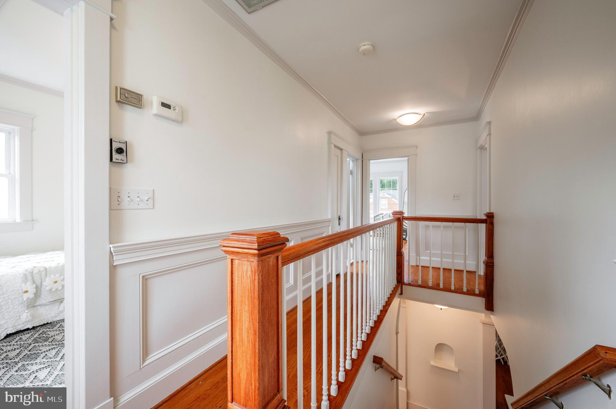 104 W MYRTLE STREET