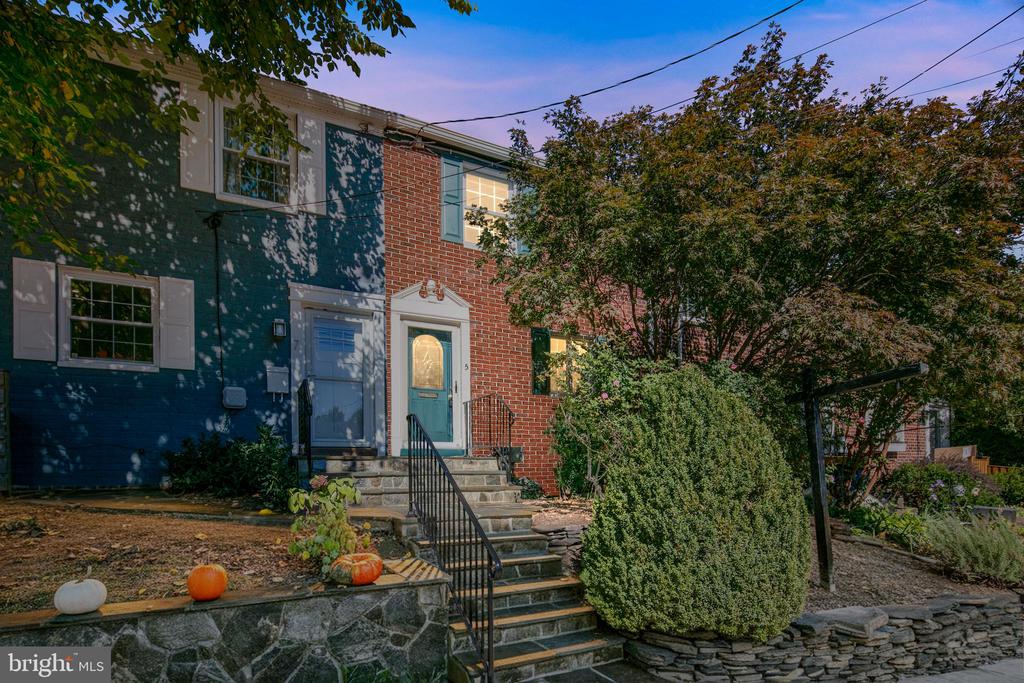 5 KENNEDY STREET
