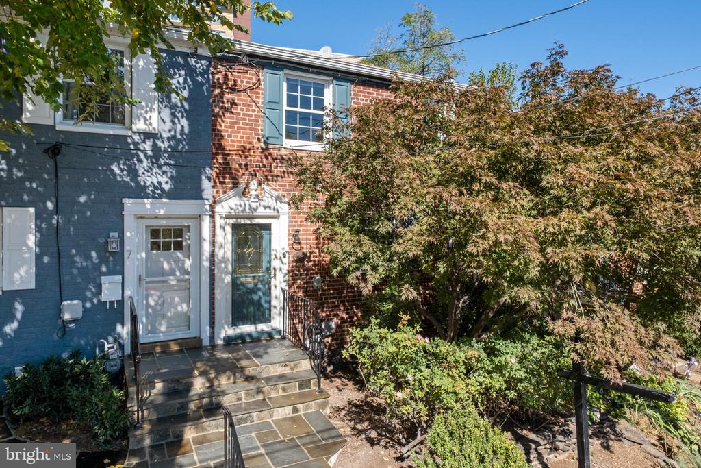5 KENNEDY STREET