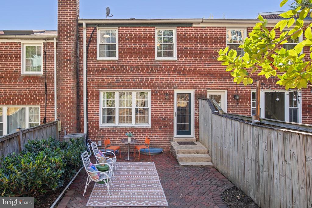 5 KENNEDY STREET
