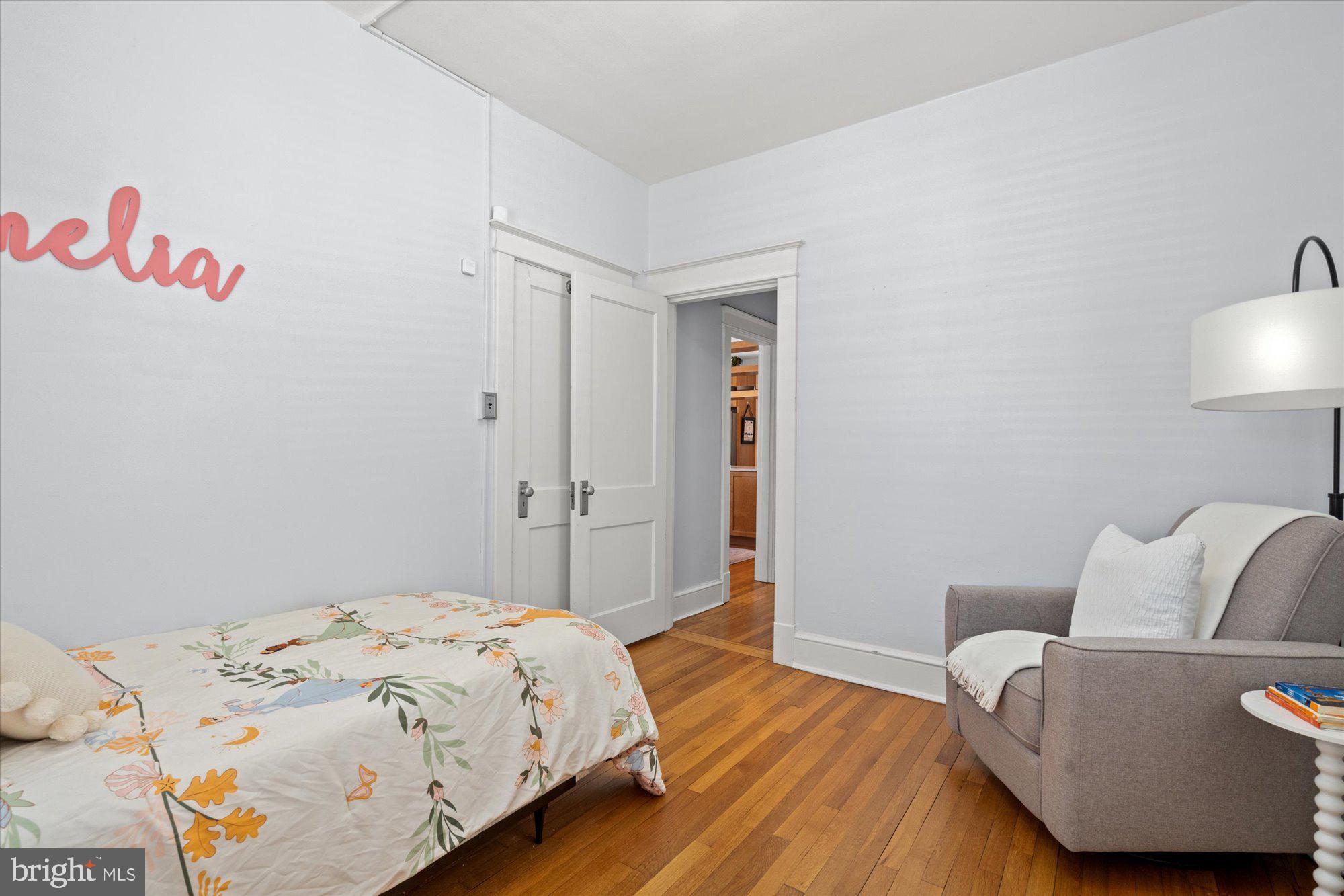 100 E CUSTIS AVENUE