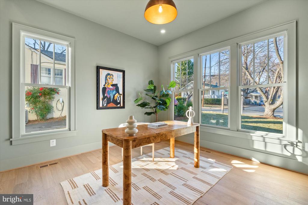 14 W BELLEFONTE AVENUE