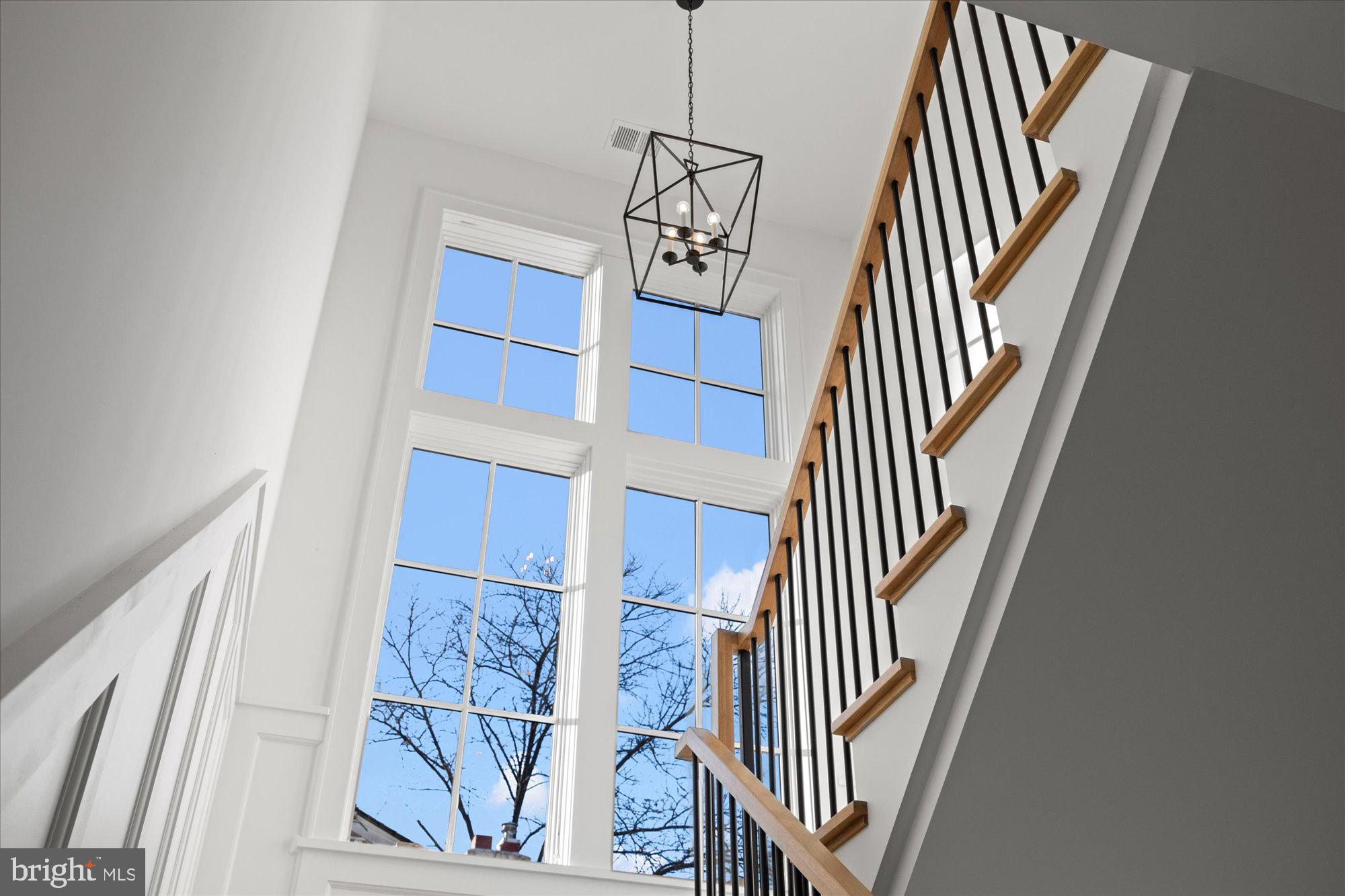 14 W BELLEFONTE AVENUE