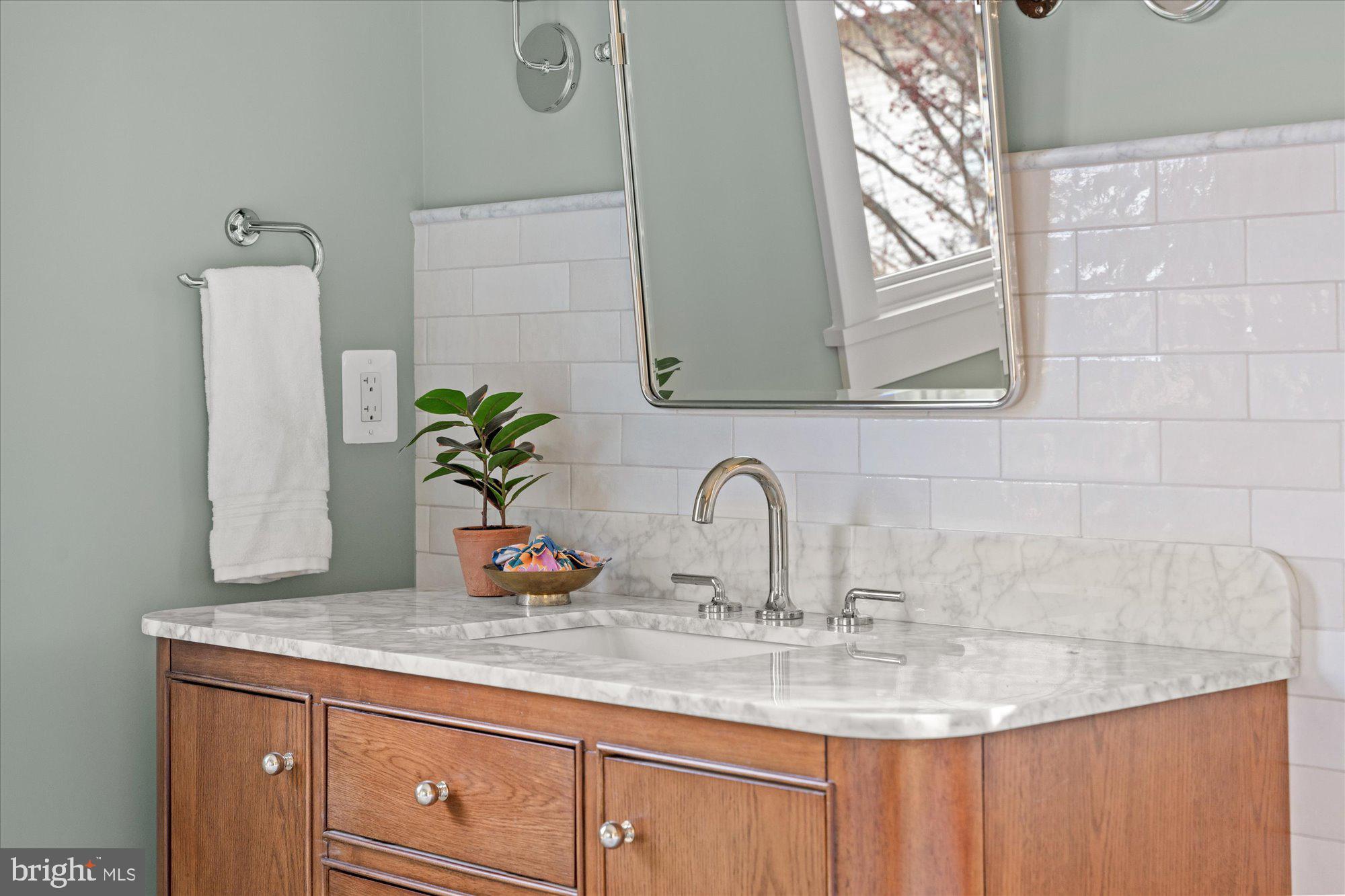 14 W BELLEFONTE AVENUE