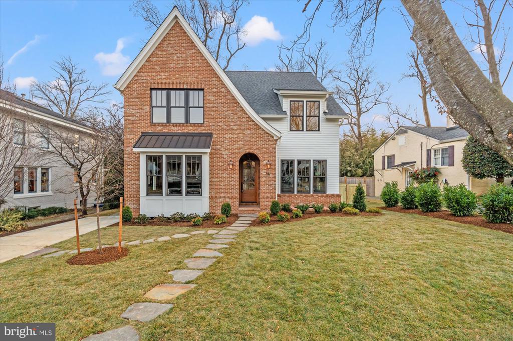 14 W BELLEFONTE AVENUE