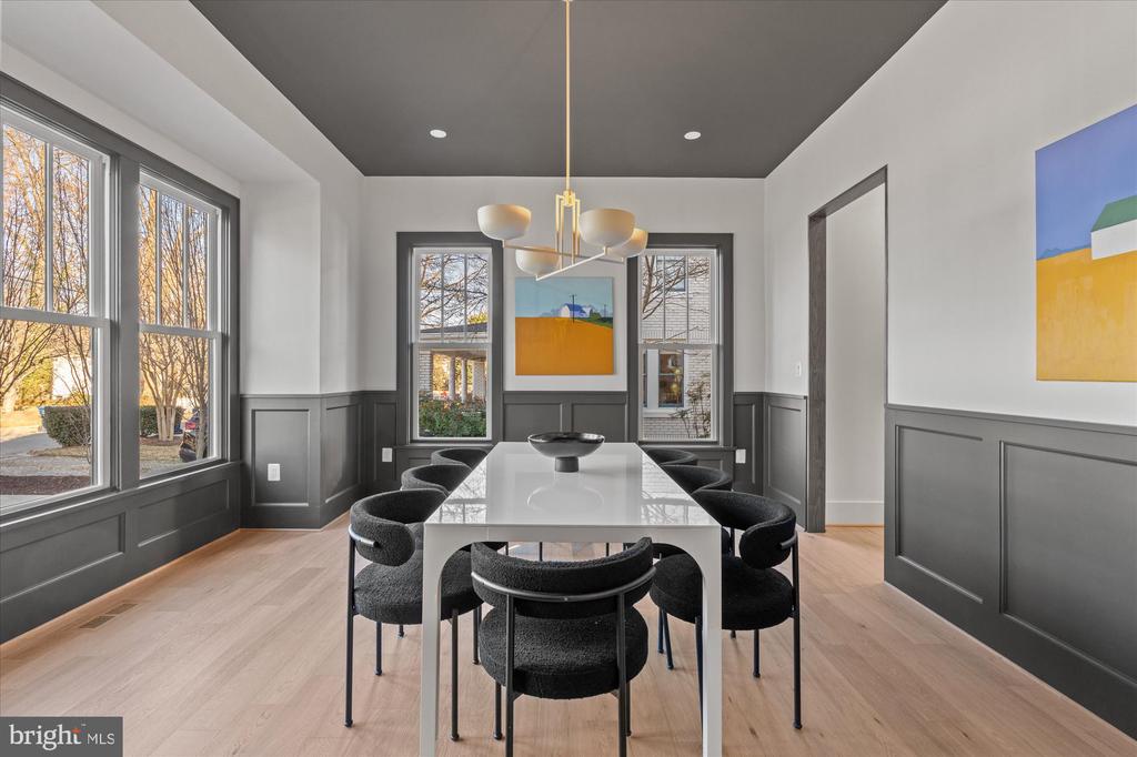 14 W BELLEFONTE AVENUE