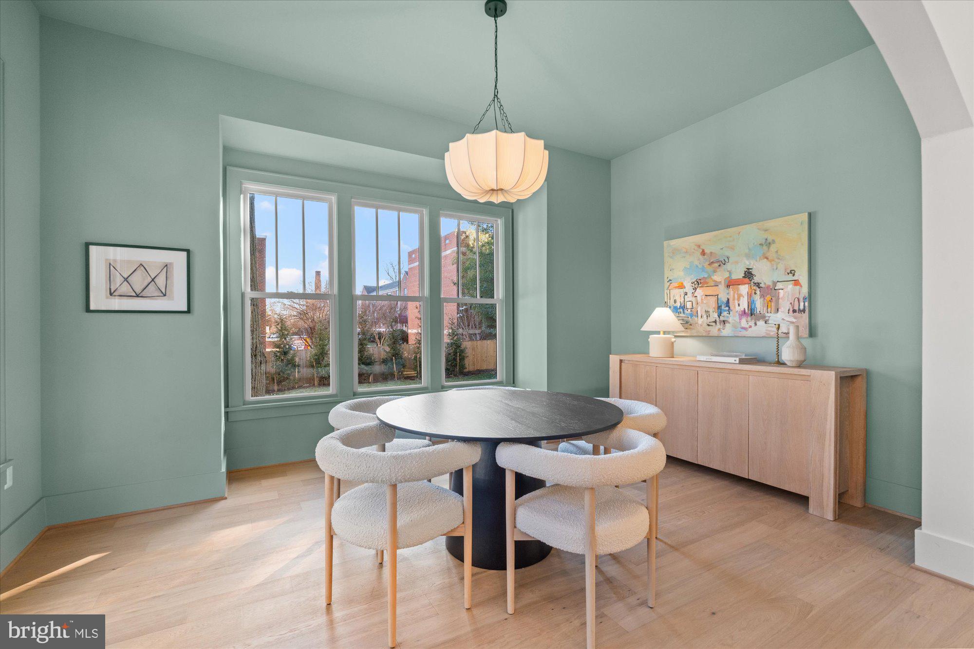 14 W BELLEFONTE AVENUE