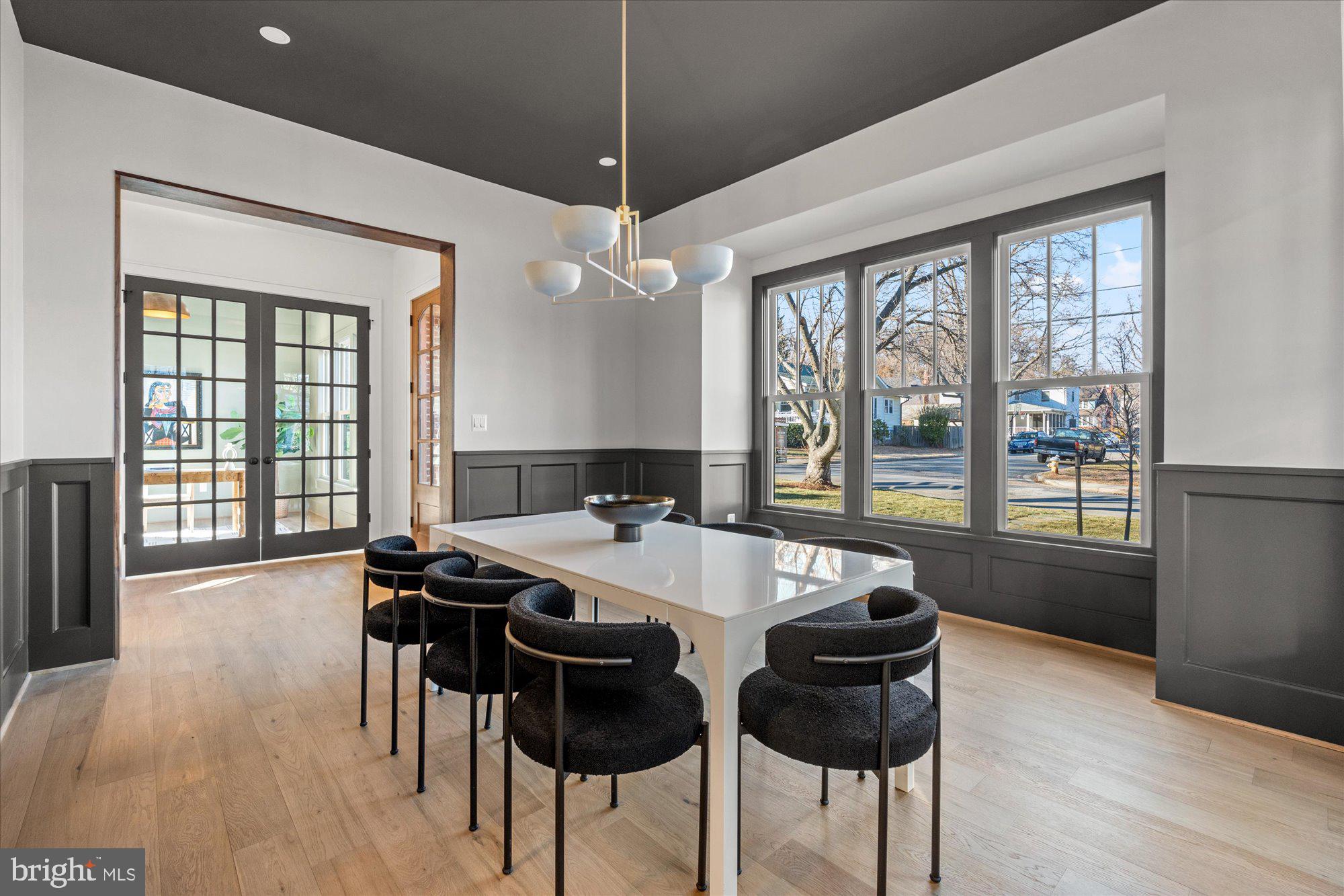 14 W BELLEFONTE AVENUE