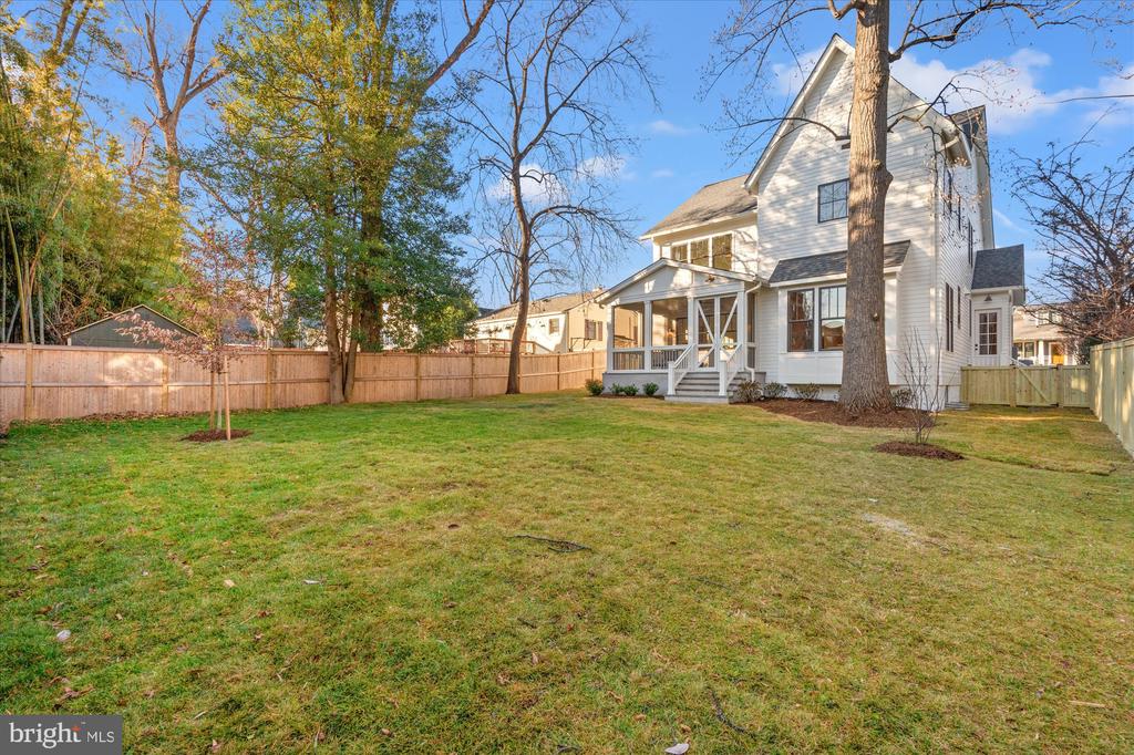14 W BELLEFONTE AVENUE