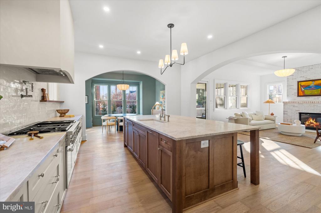 14 W BELLEFONTE AVENUE