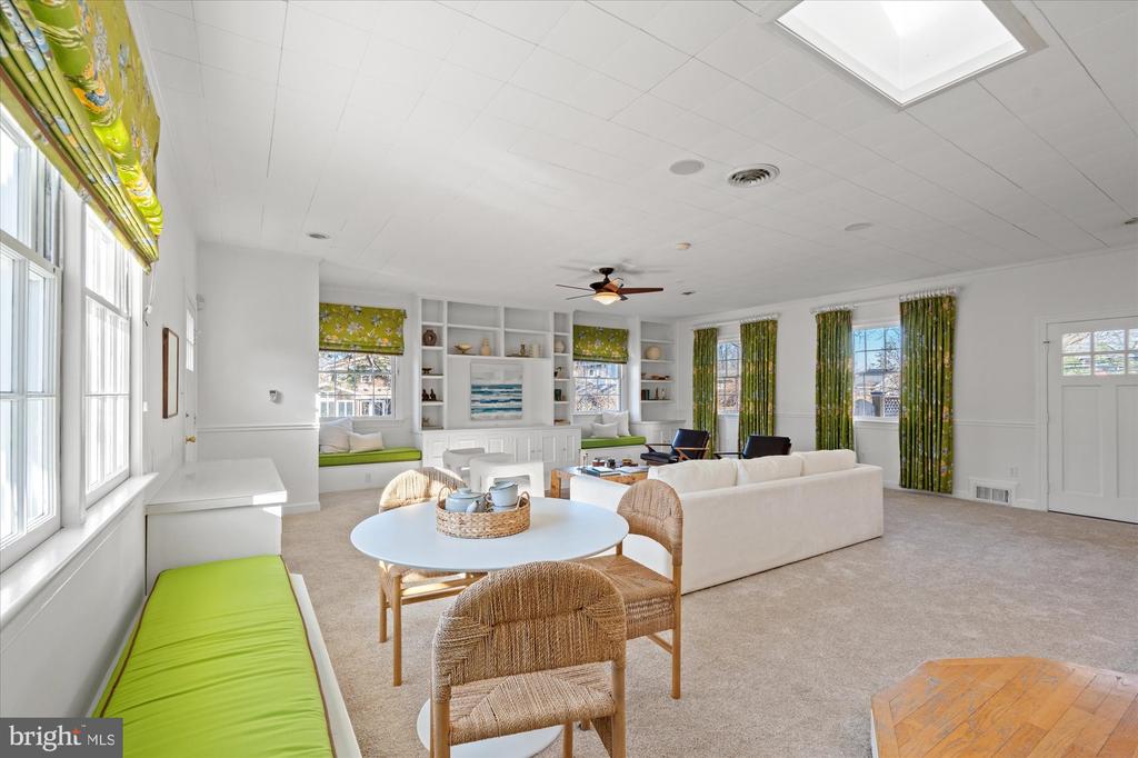2904 FARM ROAD