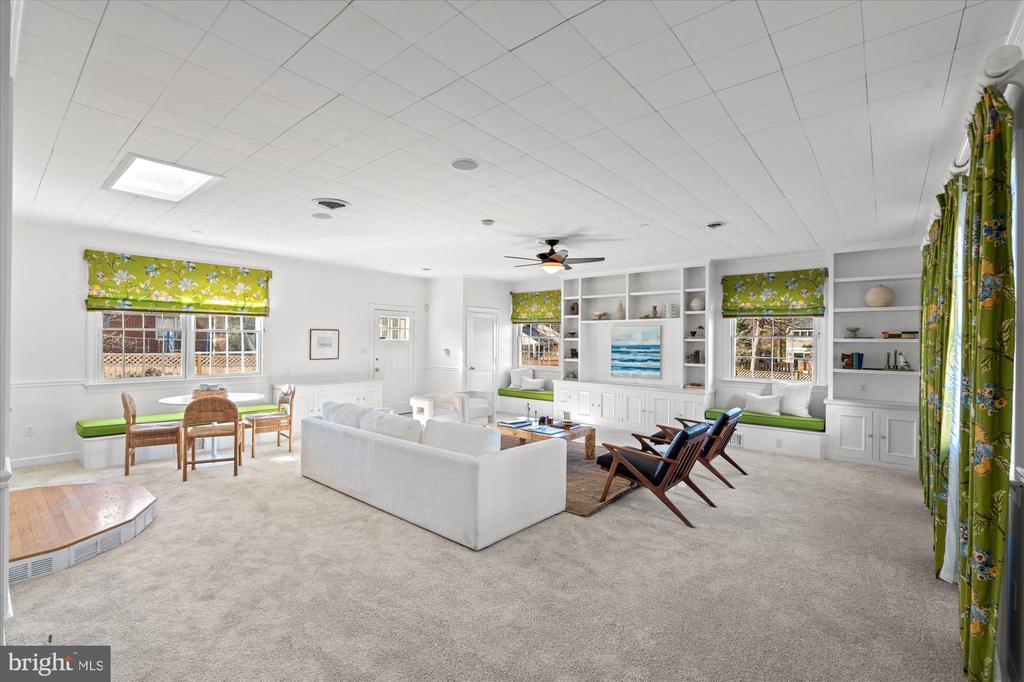 2904 FARM ROAD