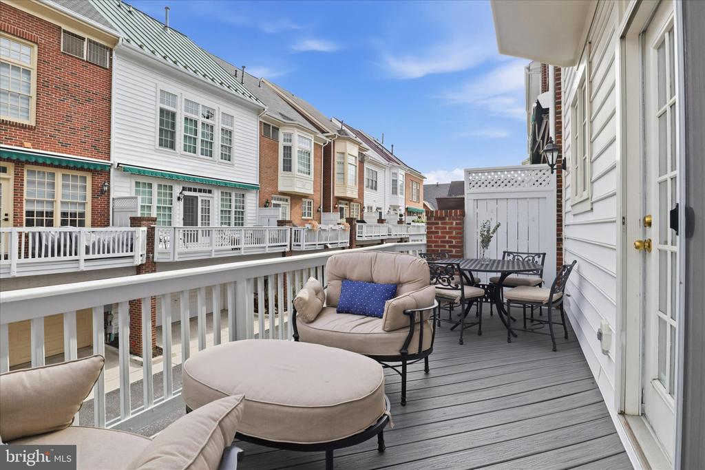 308 S FAYETTE STREET