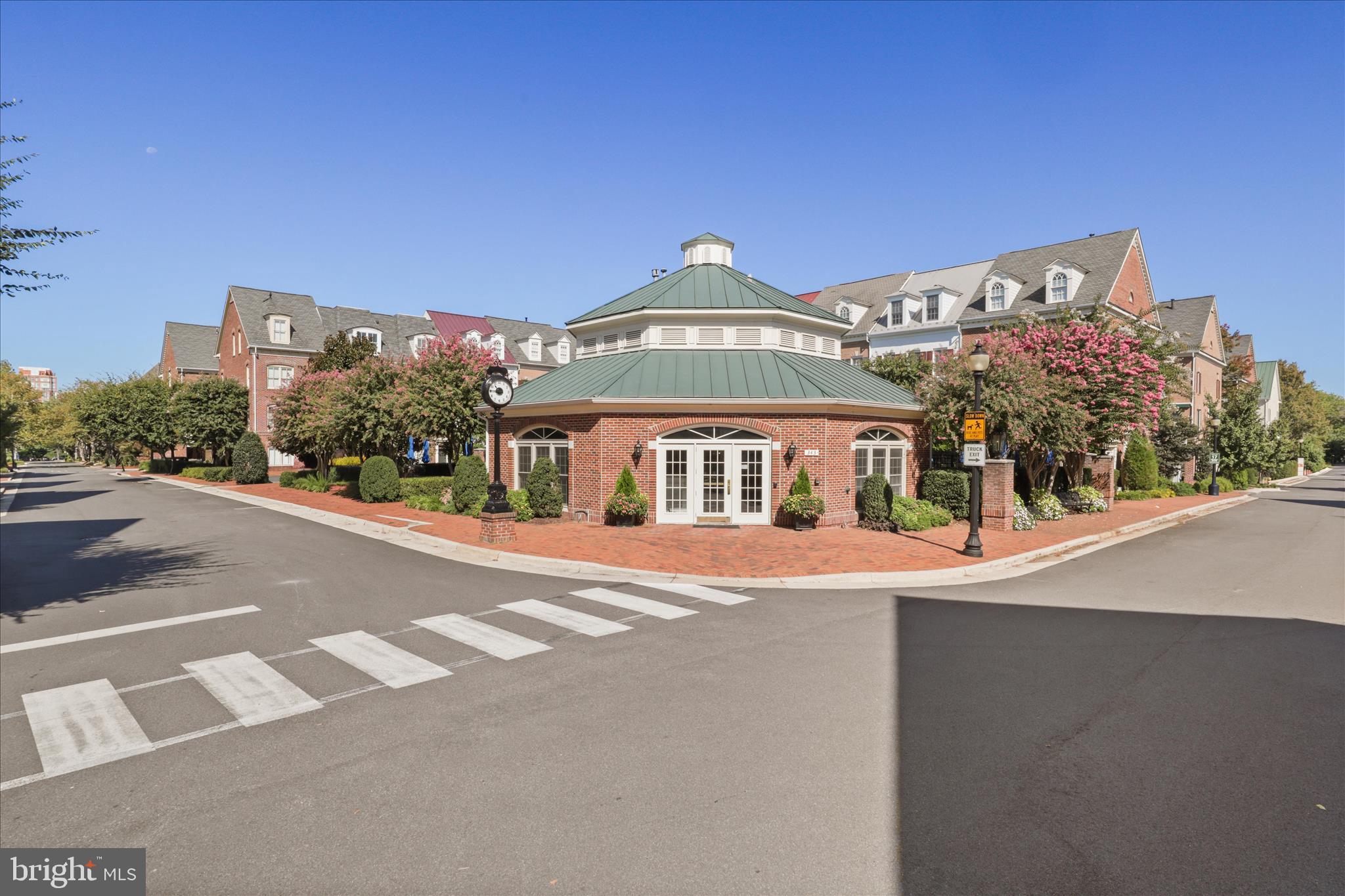 308 S FAYETTE STREET