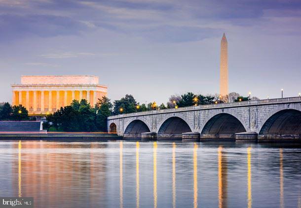 308 S FAYETTE STREET