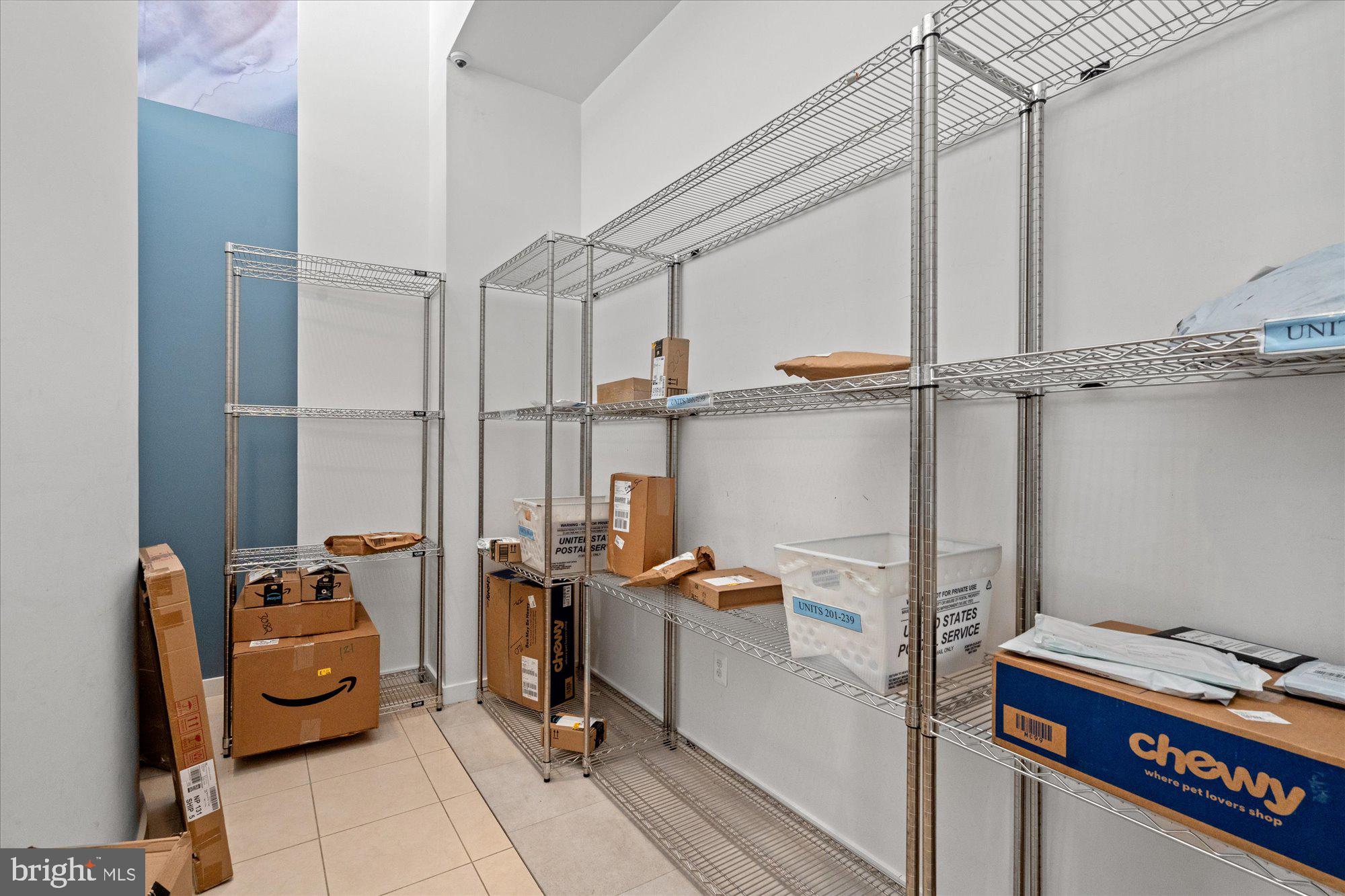 309 HOLLAND LANE 311