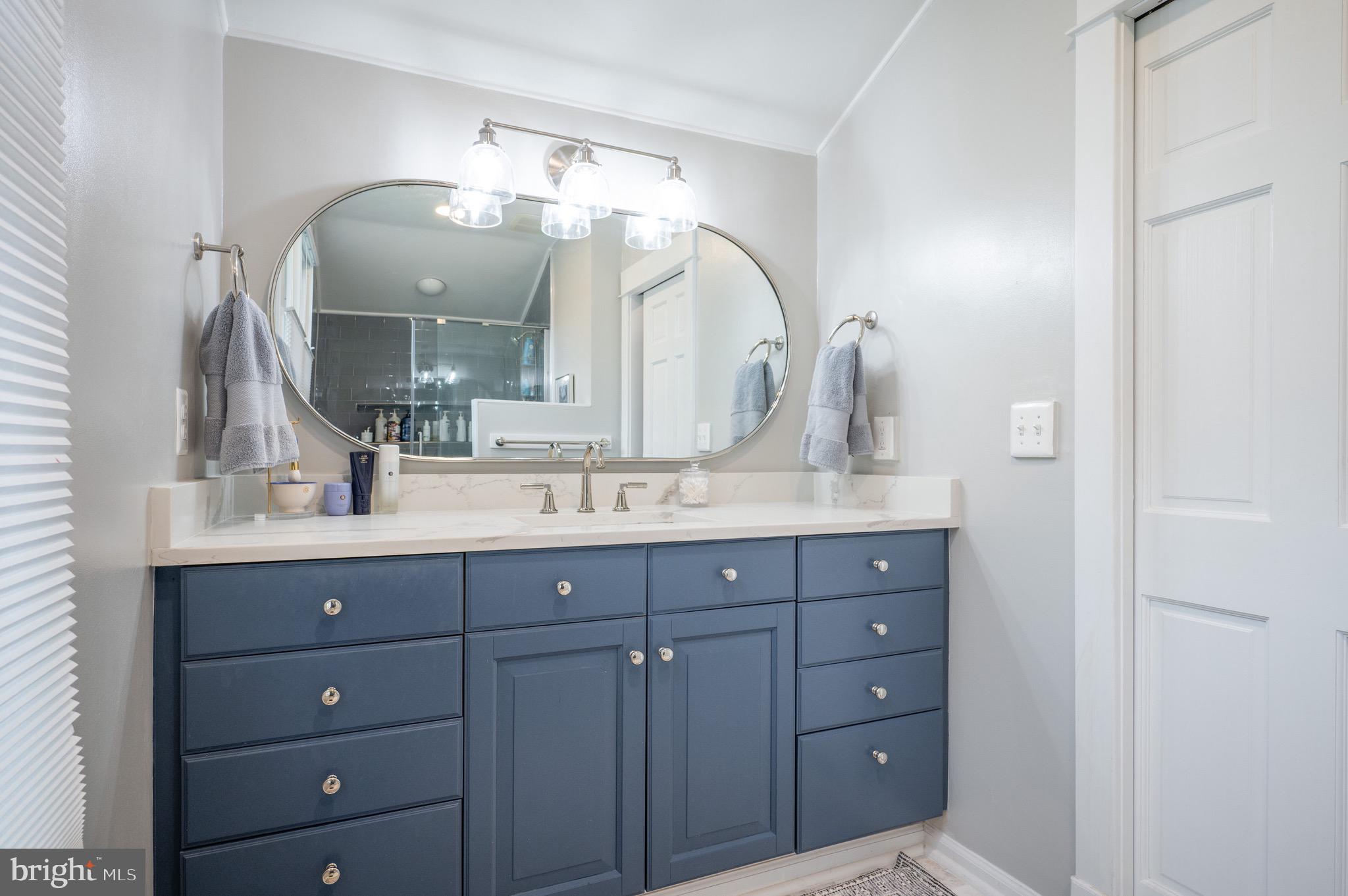 106 E OXFORD AVENUE E