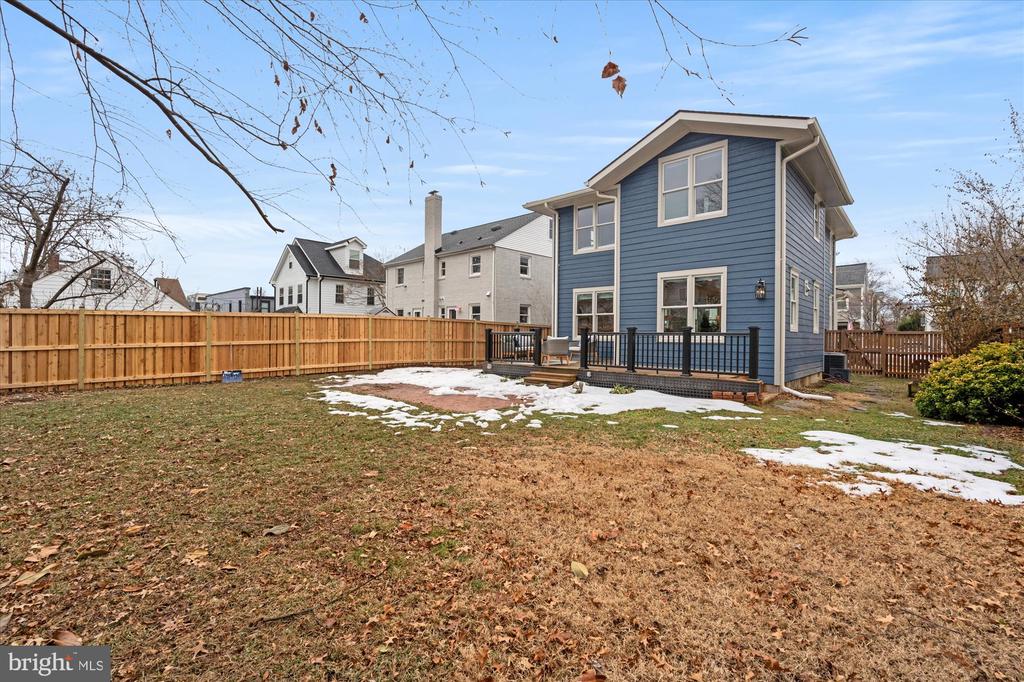 106 E OXFORD AVENUE E