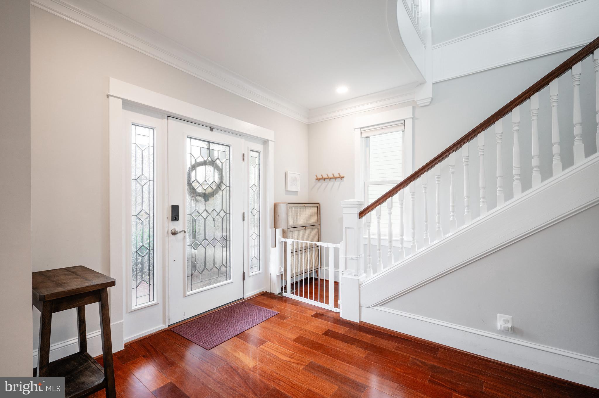 106 E OXFORD AVENUE E