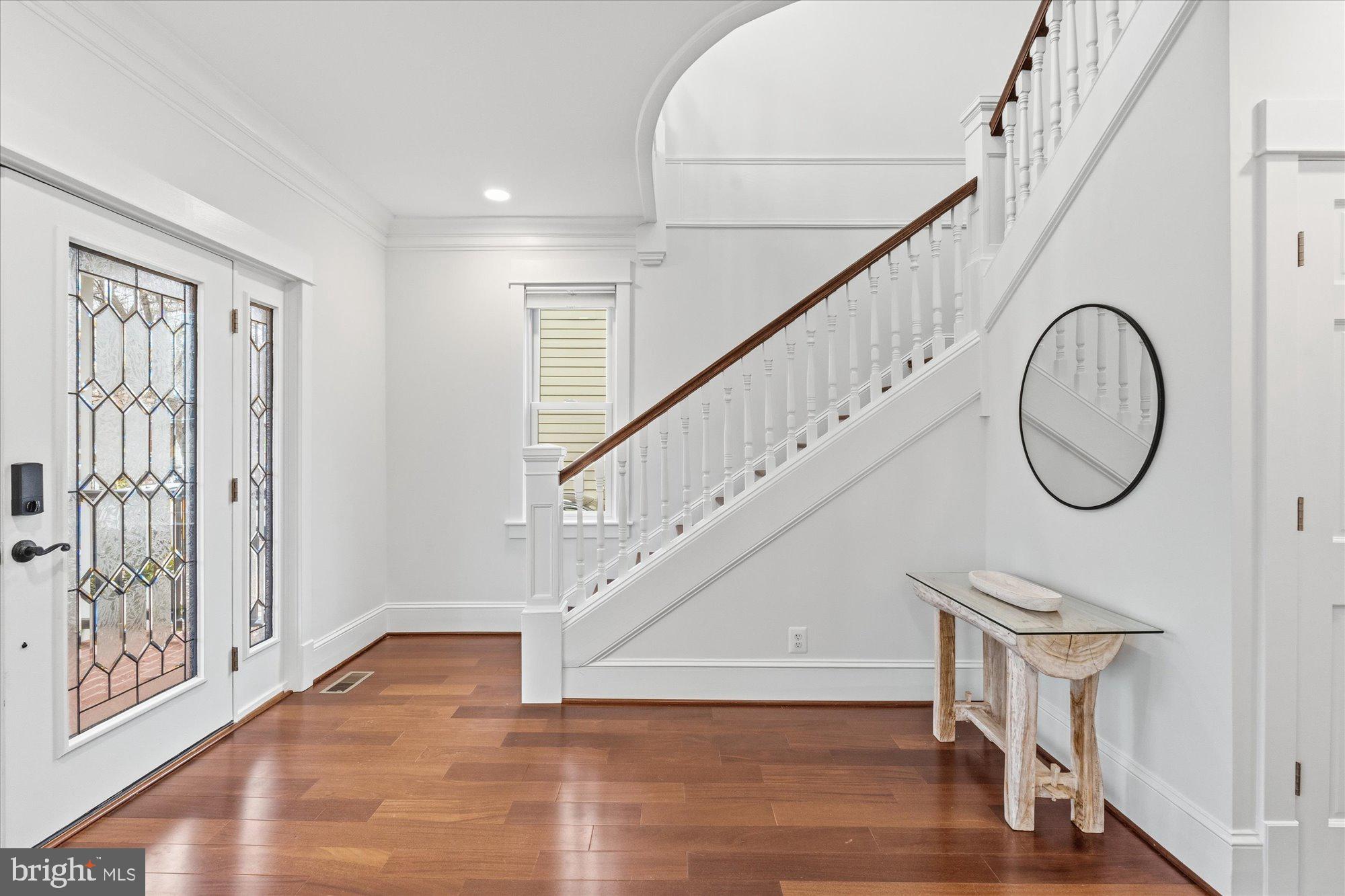 106 E OXFORD AVENUE E