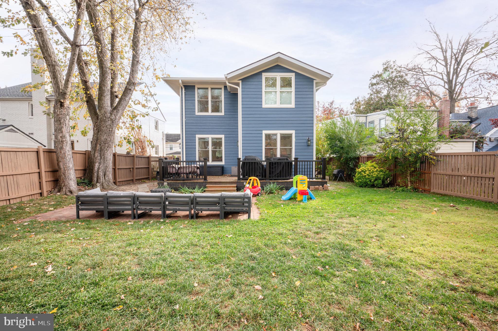 106 E OXFORD AVENUE E