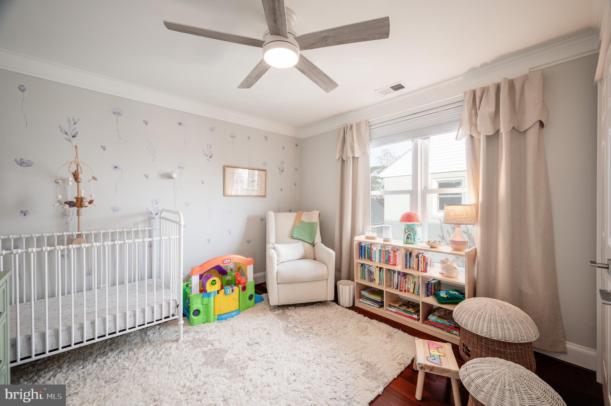 106 E OXFORD AVENUE E