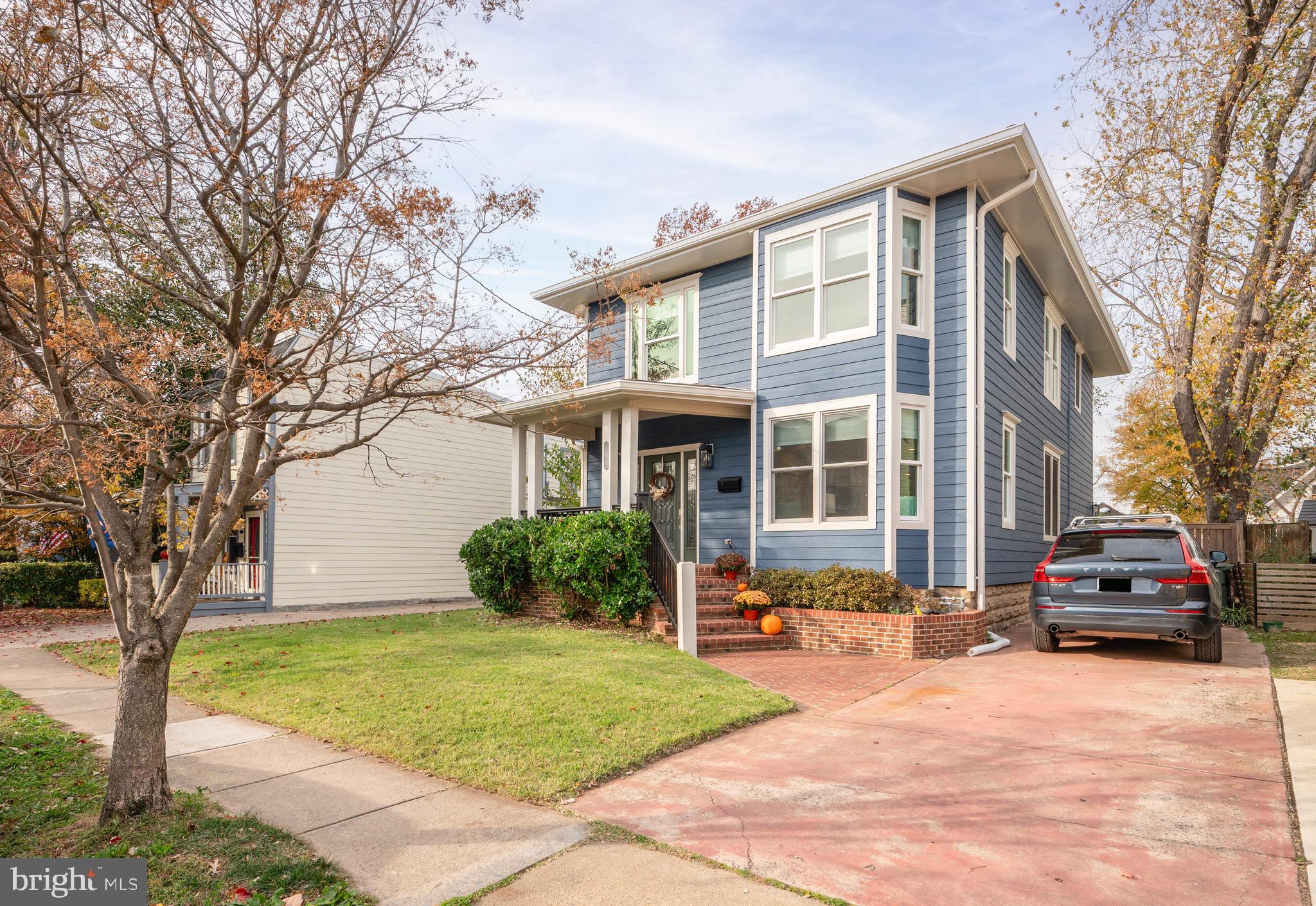 106 E OXFORD AVENUE E