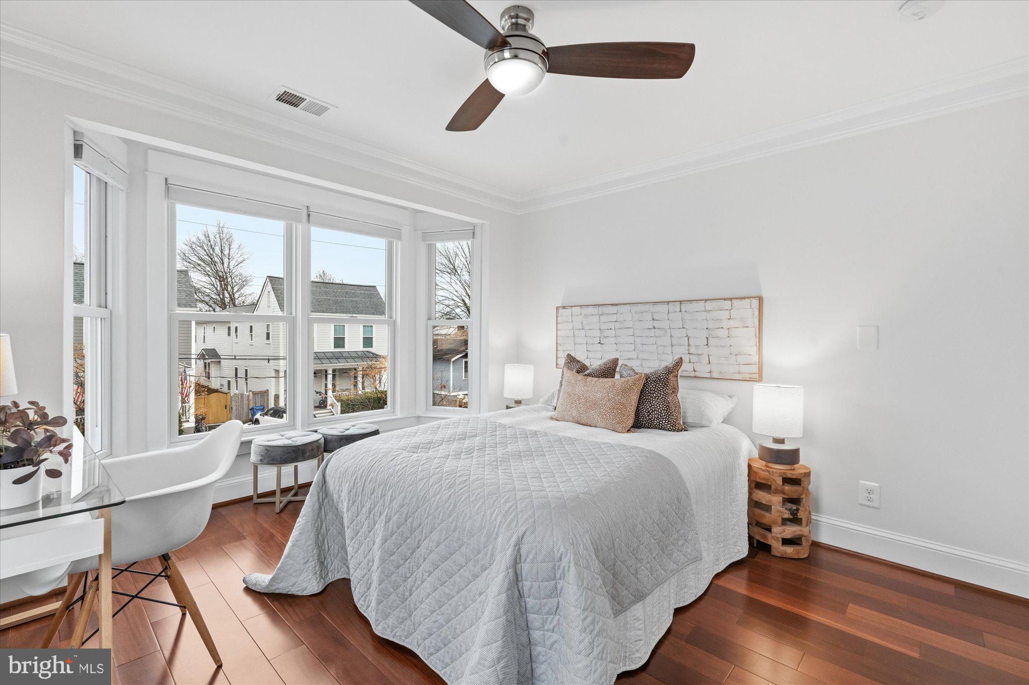 106 E OXFORD AVENUE E