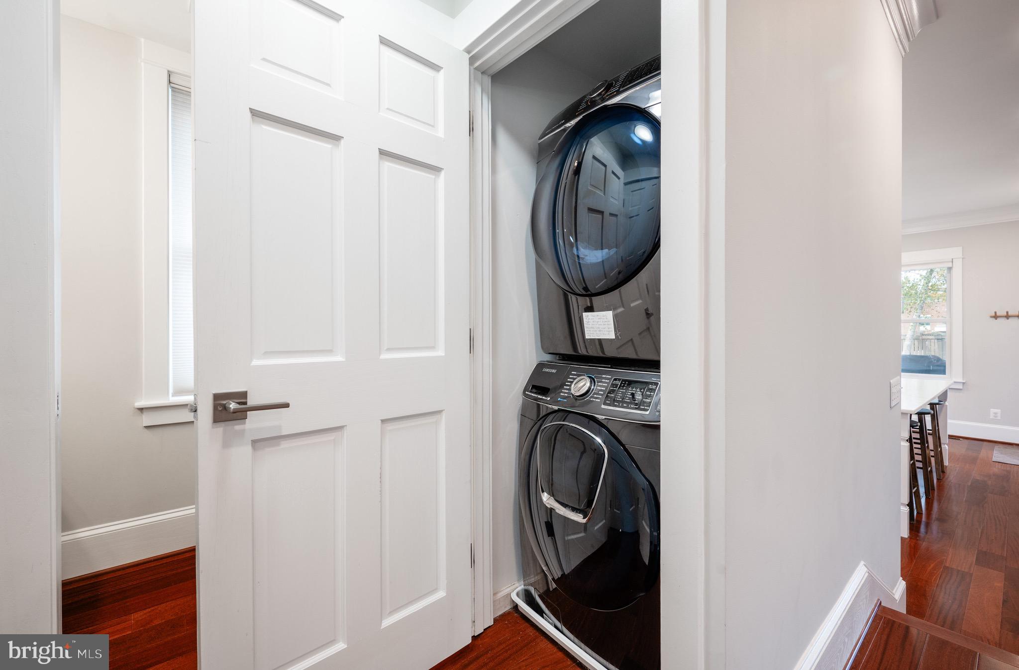 106 E OXFORD AVENUE E