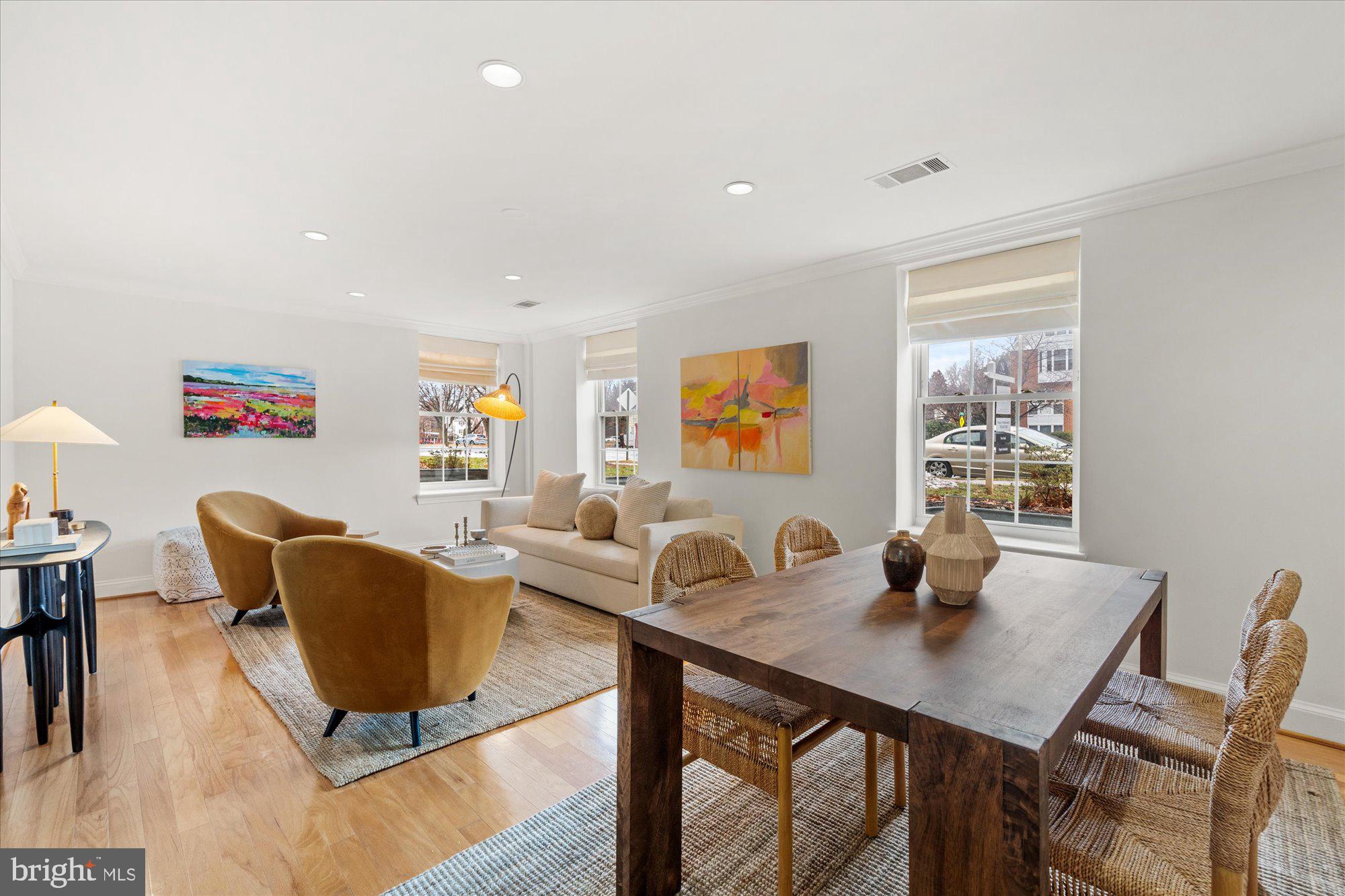 402 COMMONWEALTH AVENUE 106